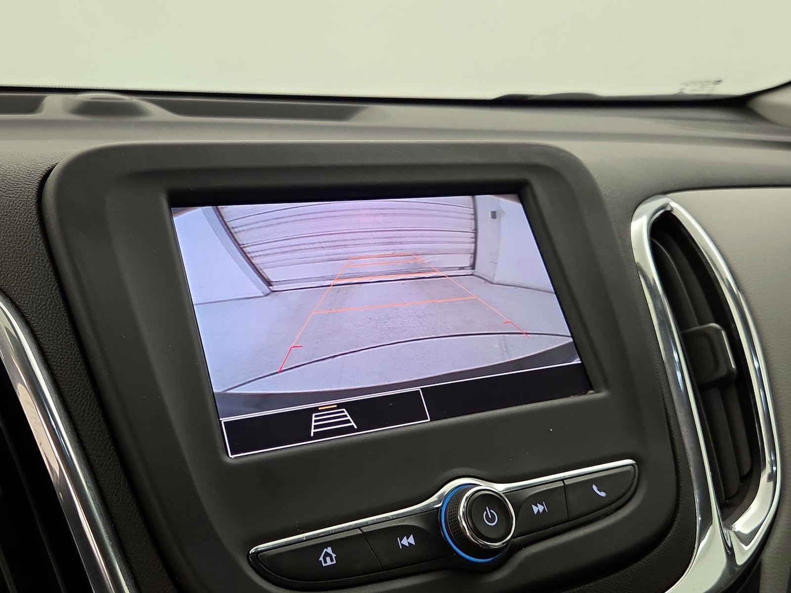 2023 Chevrolet Equinox LS - Photo 15