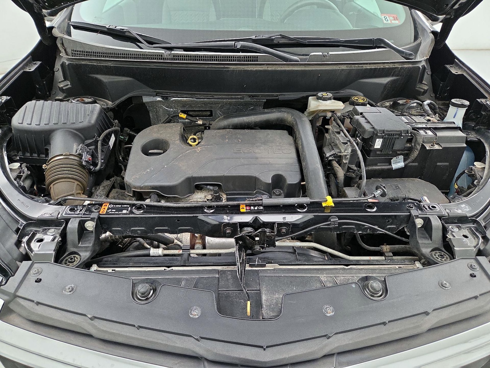 2023 Chevrolet Equinox LS - Photo 22