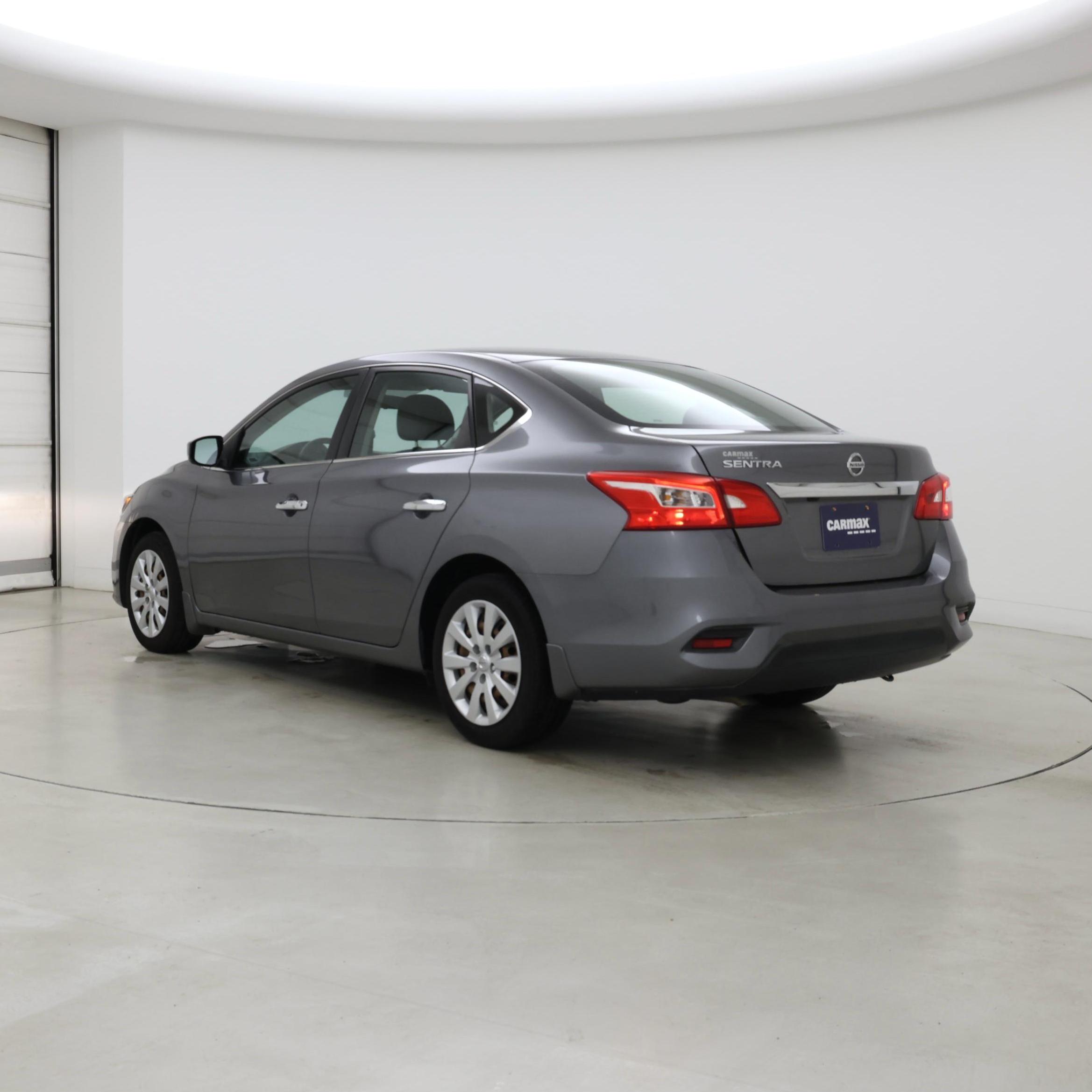 Thumbnail: 2019 Nissan Sentra - 2