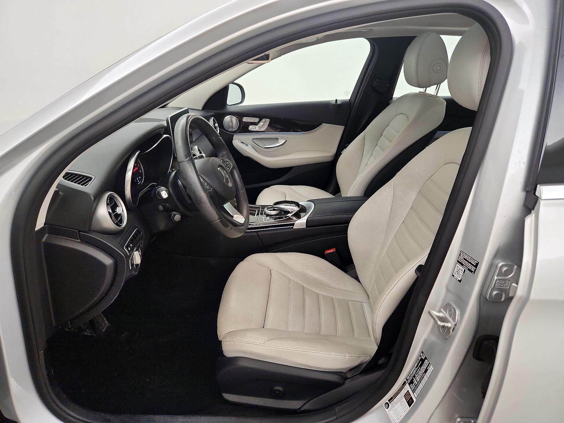 Thumbnail: 2015 Mercedes-Benz C-Class - 11