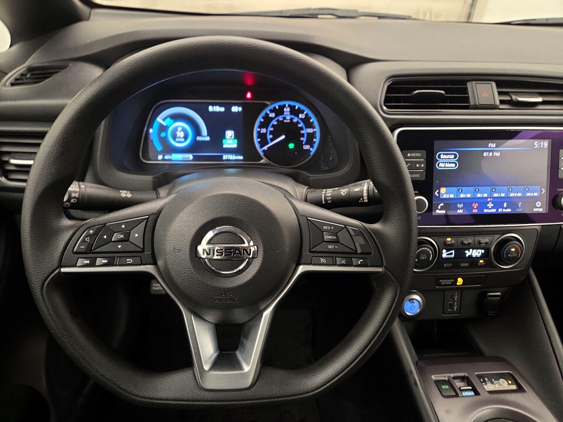 Thumbnail: 2021 Nissan Leaf - 10