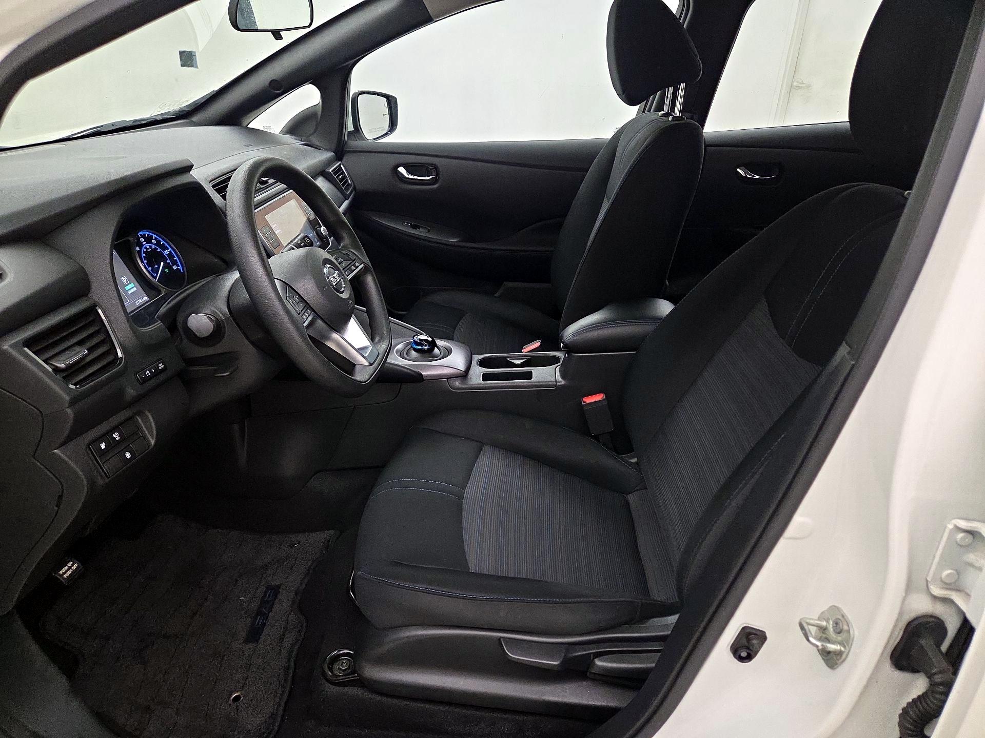 Thumbnail: 2021 Nissan Leaf - 11