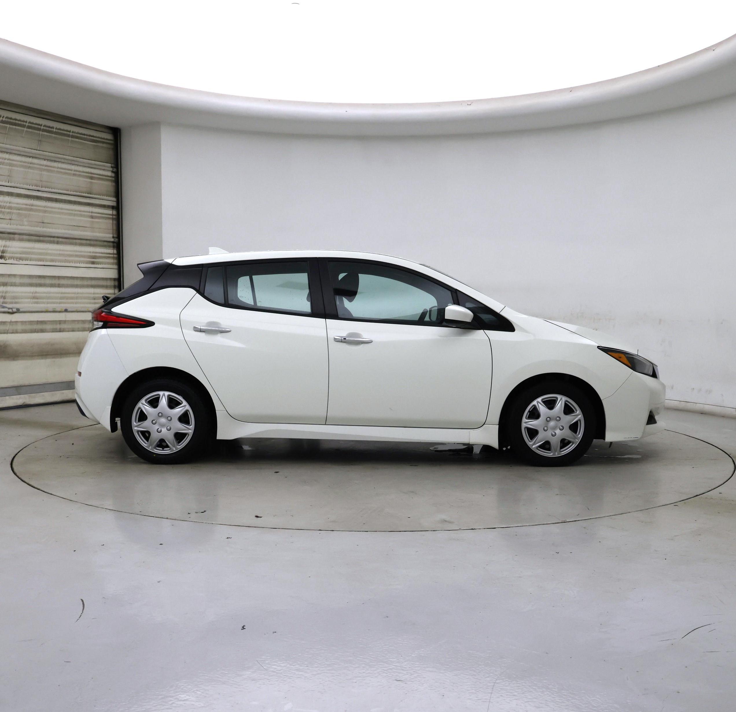 Thumbnail: 2021 Nissan Leaf - 7