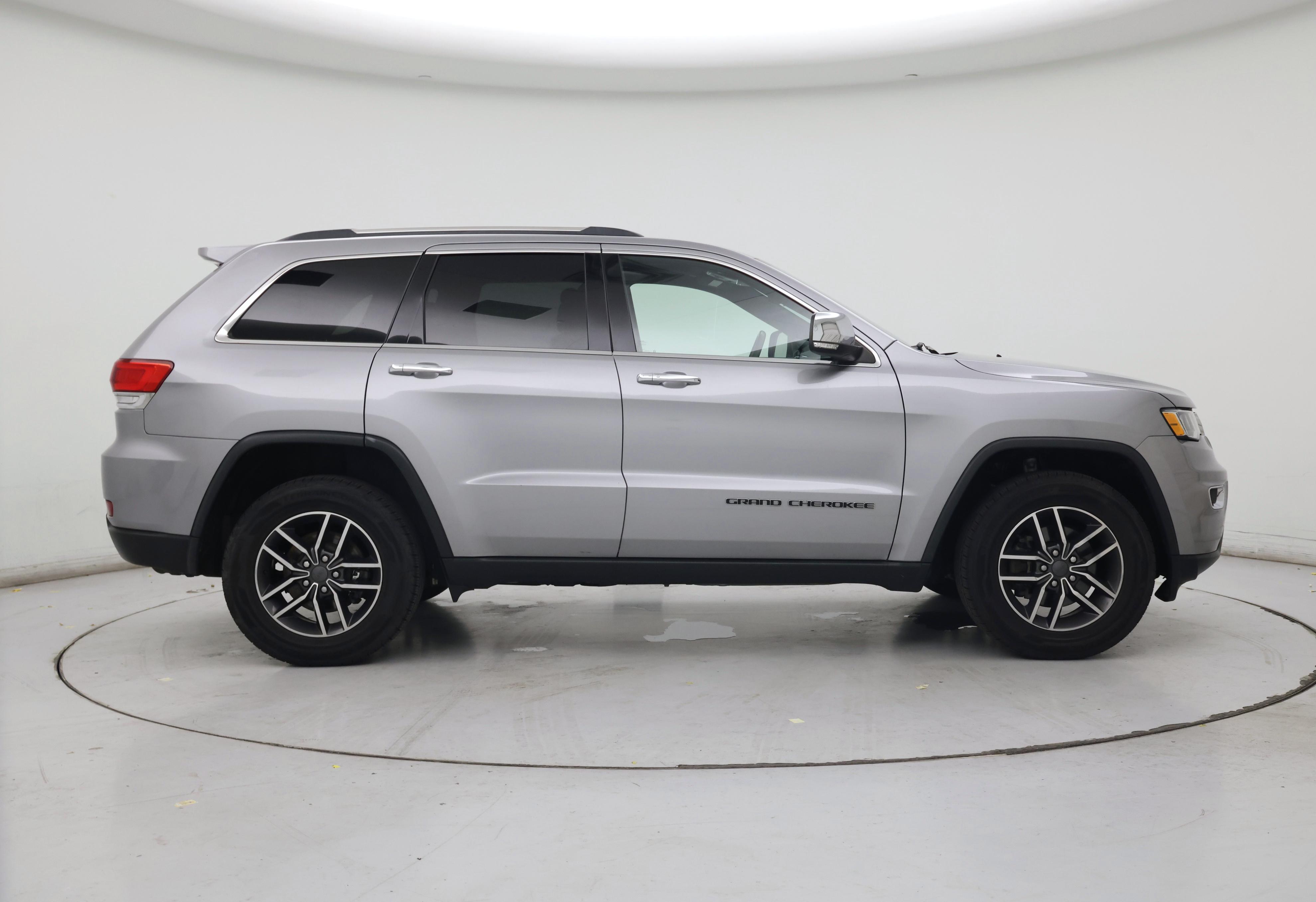 Thumbnail: 2019 Jeep Grand Cherokee - 7