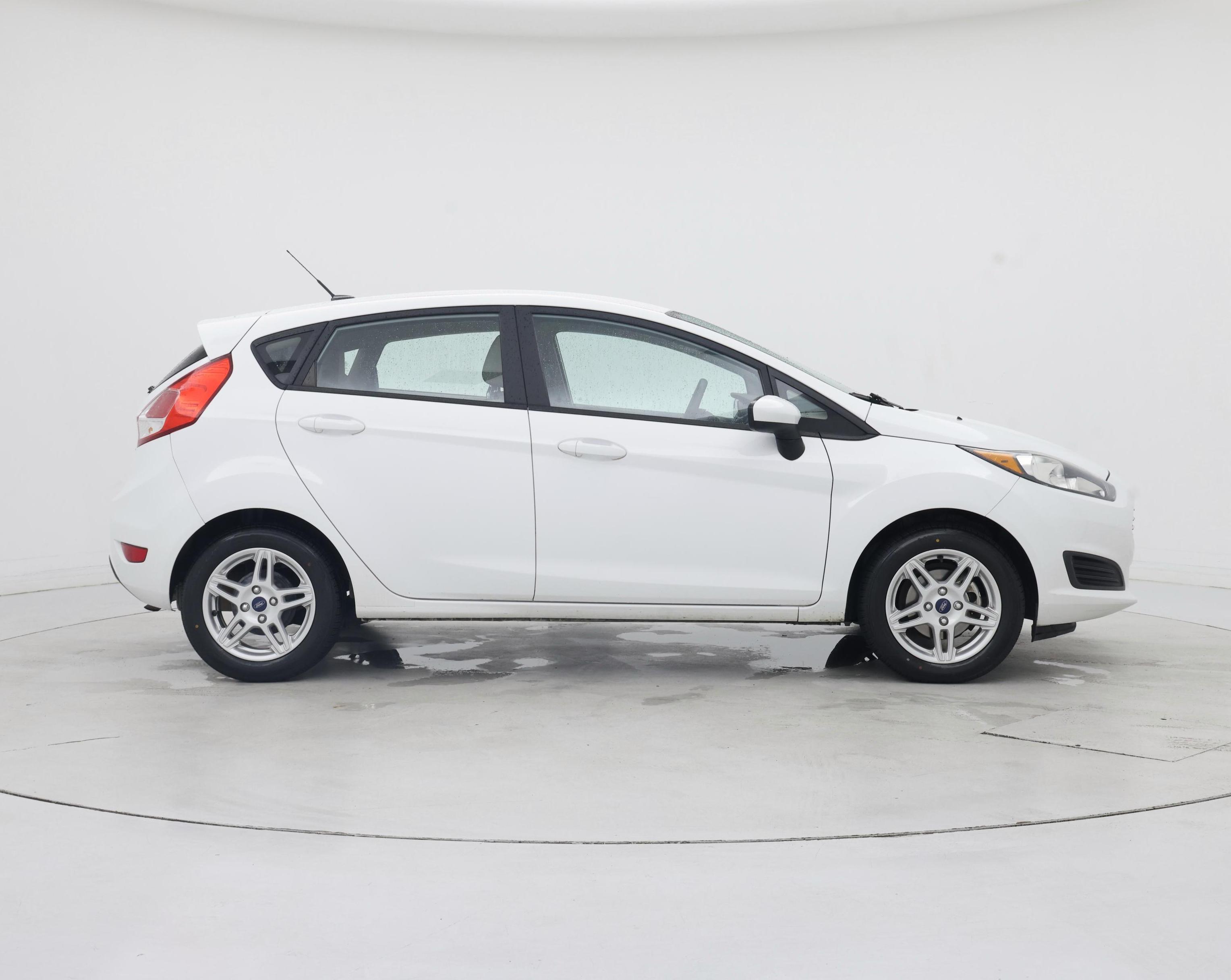 Thumbnail: 2018 Ford Fiesta - 7