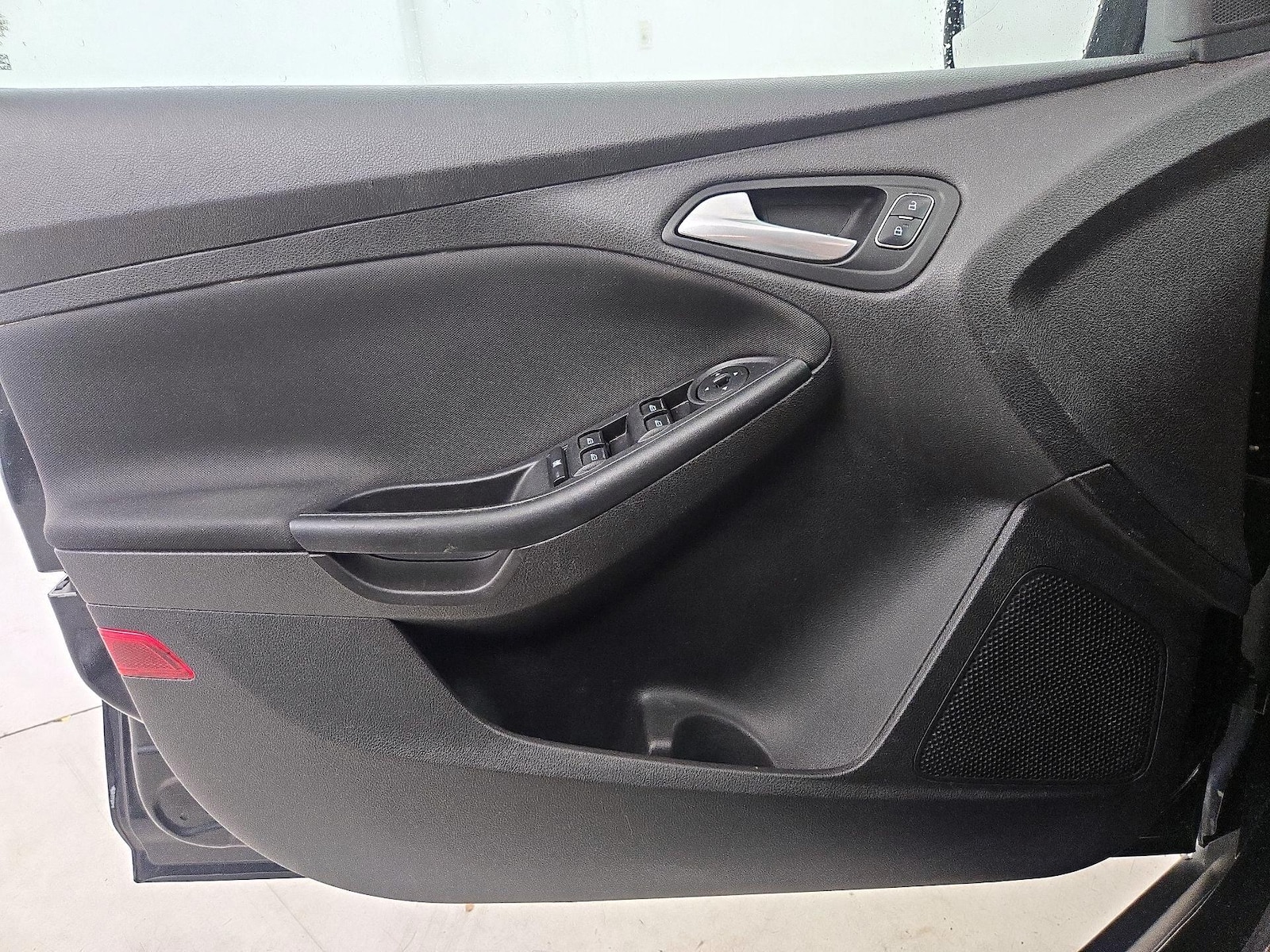 2017 Ford Focus SE - Photo 13
