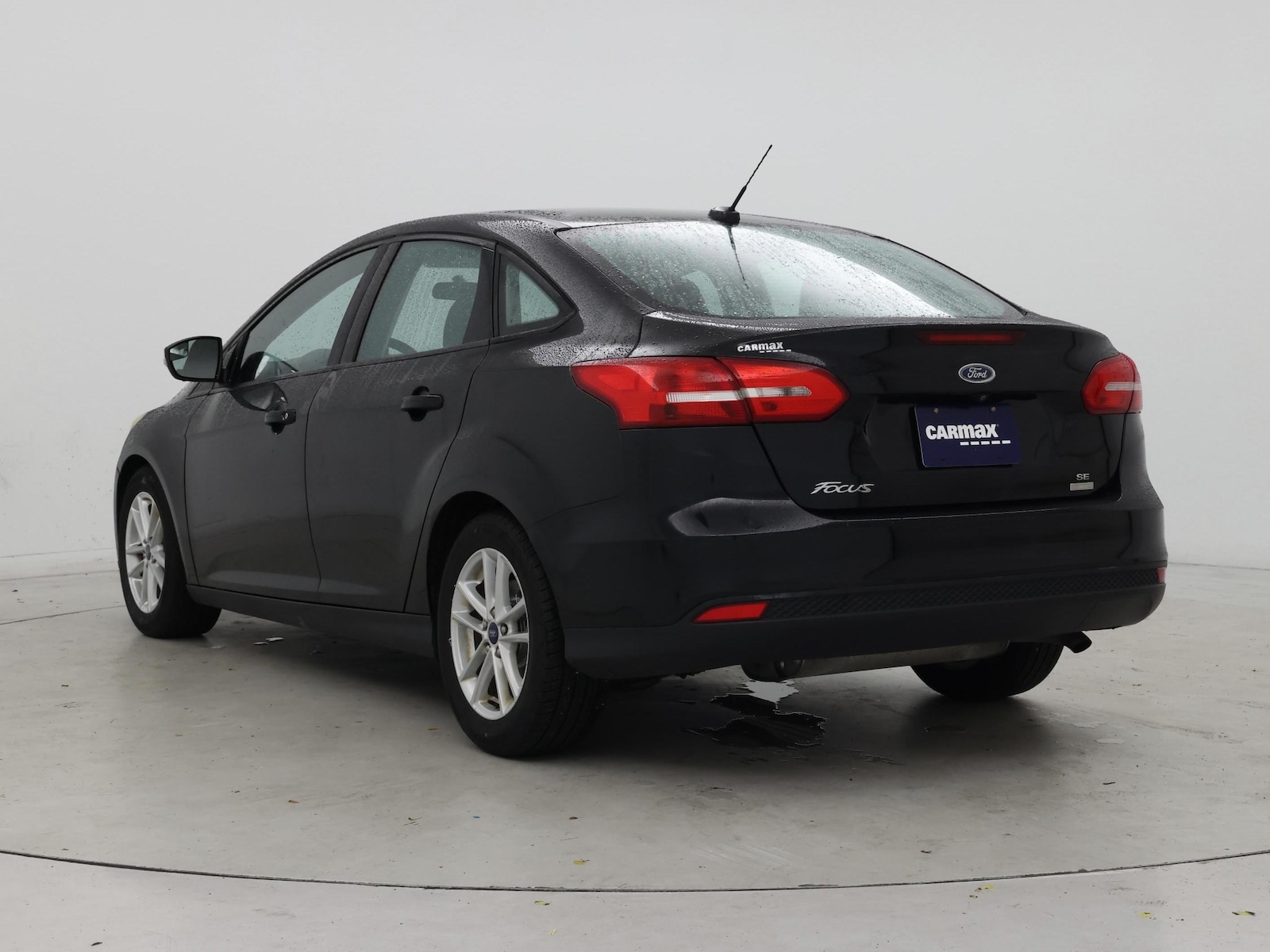 2017 Ford Focus SE - Photo 3