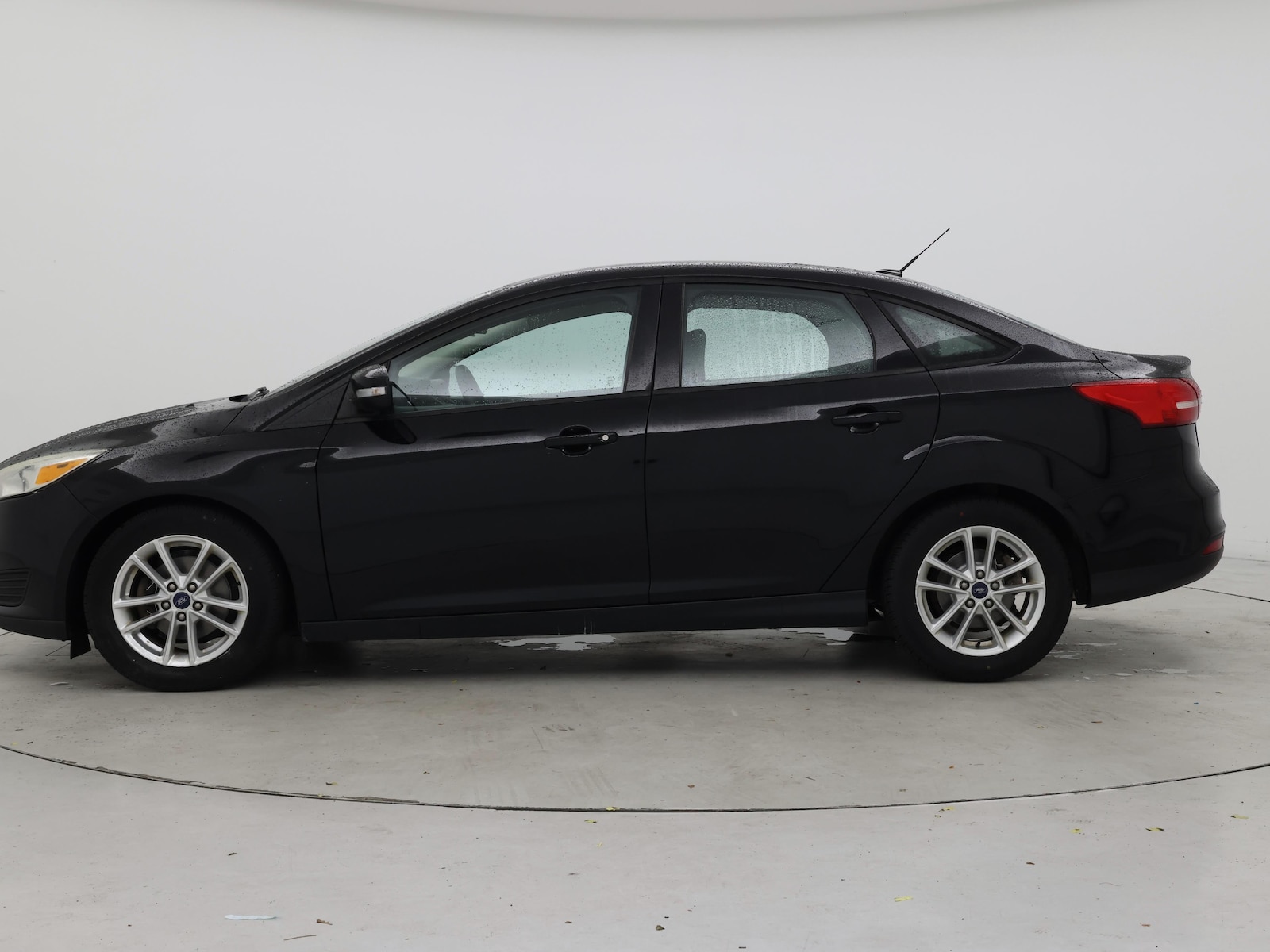 2017 Ford Focus SE - Photo 4