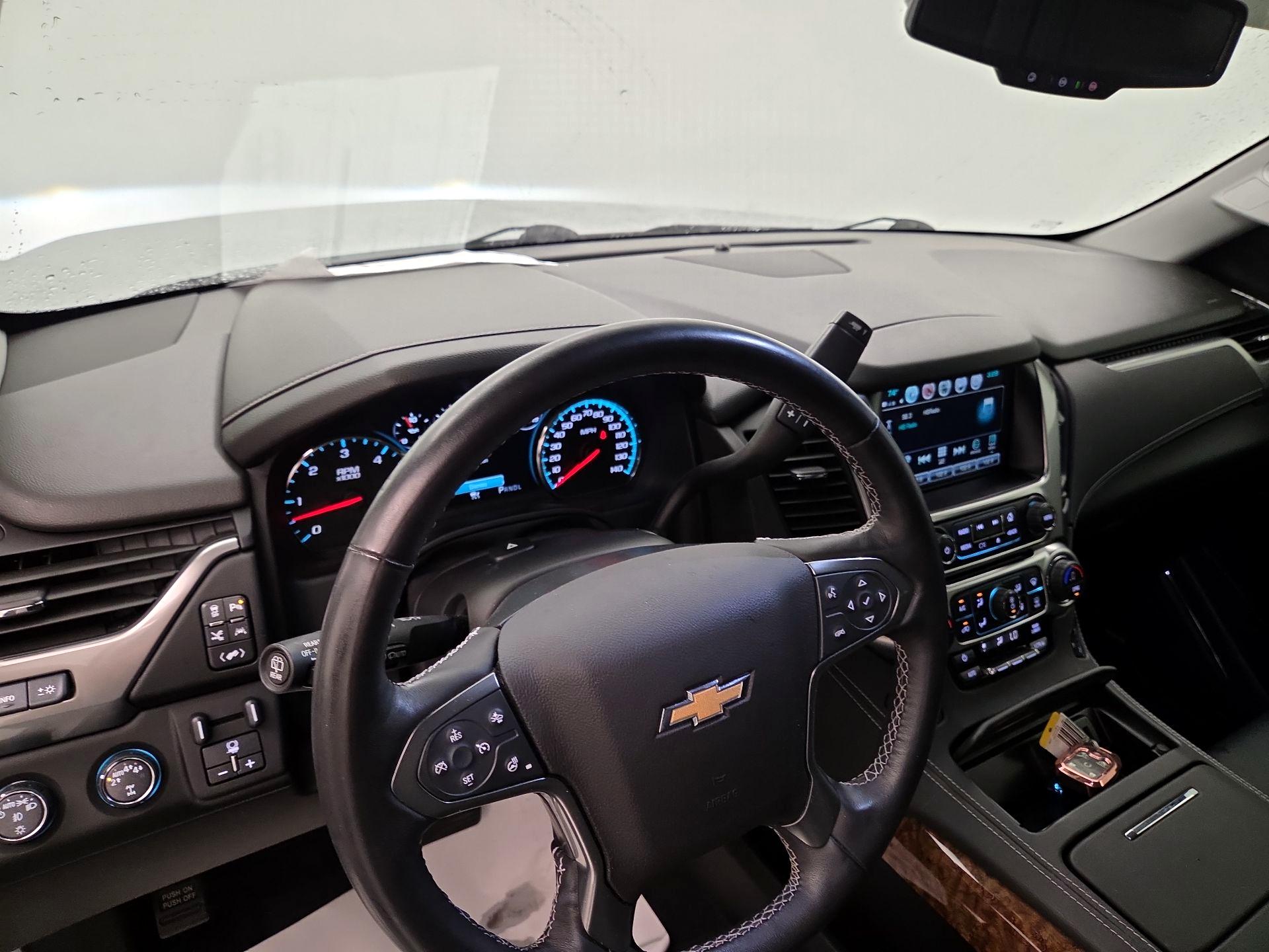 Thumbnail: 2020 Chevrolet Suburban - 9