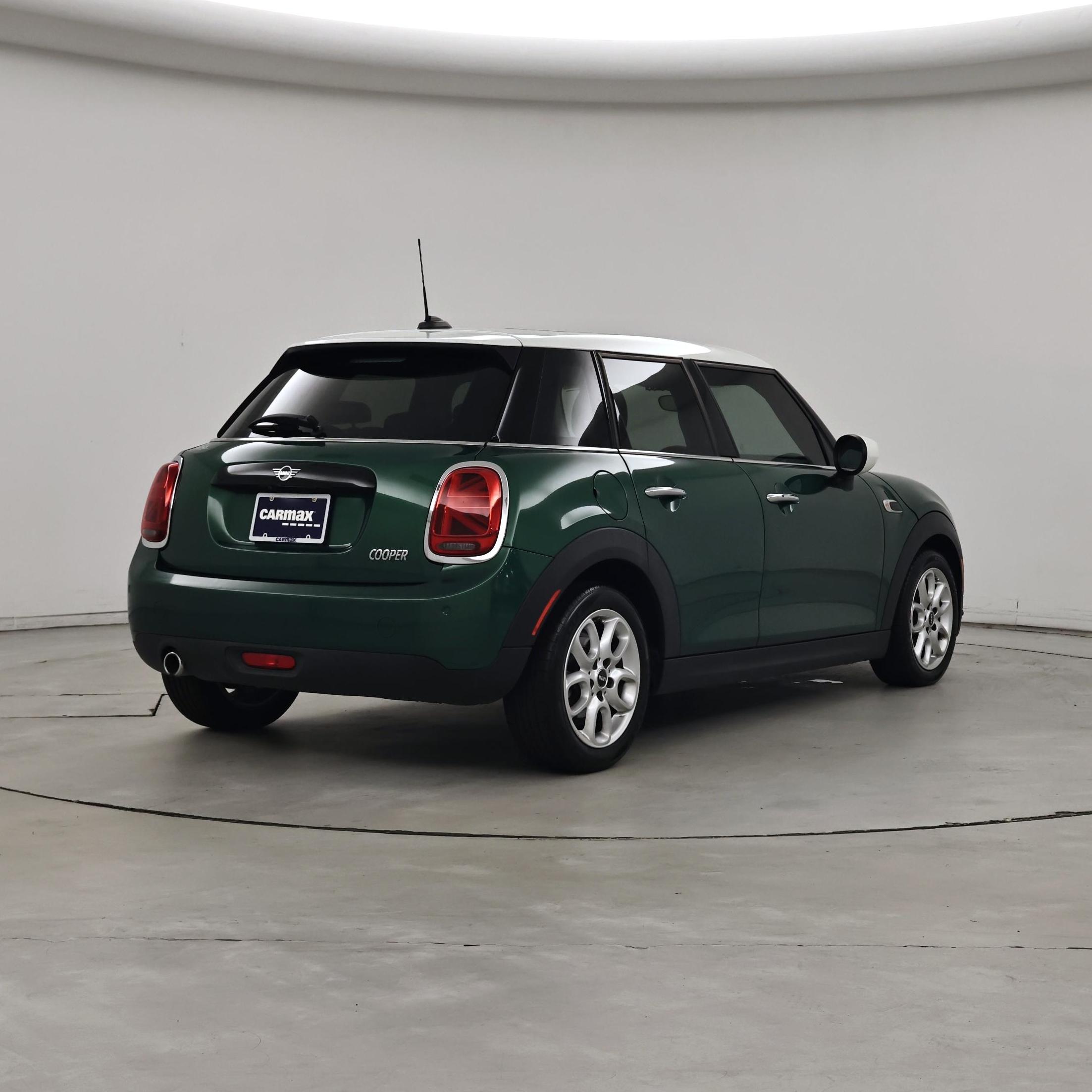 Thumbnail: 2021 MINI Cooper Hardtop - 8