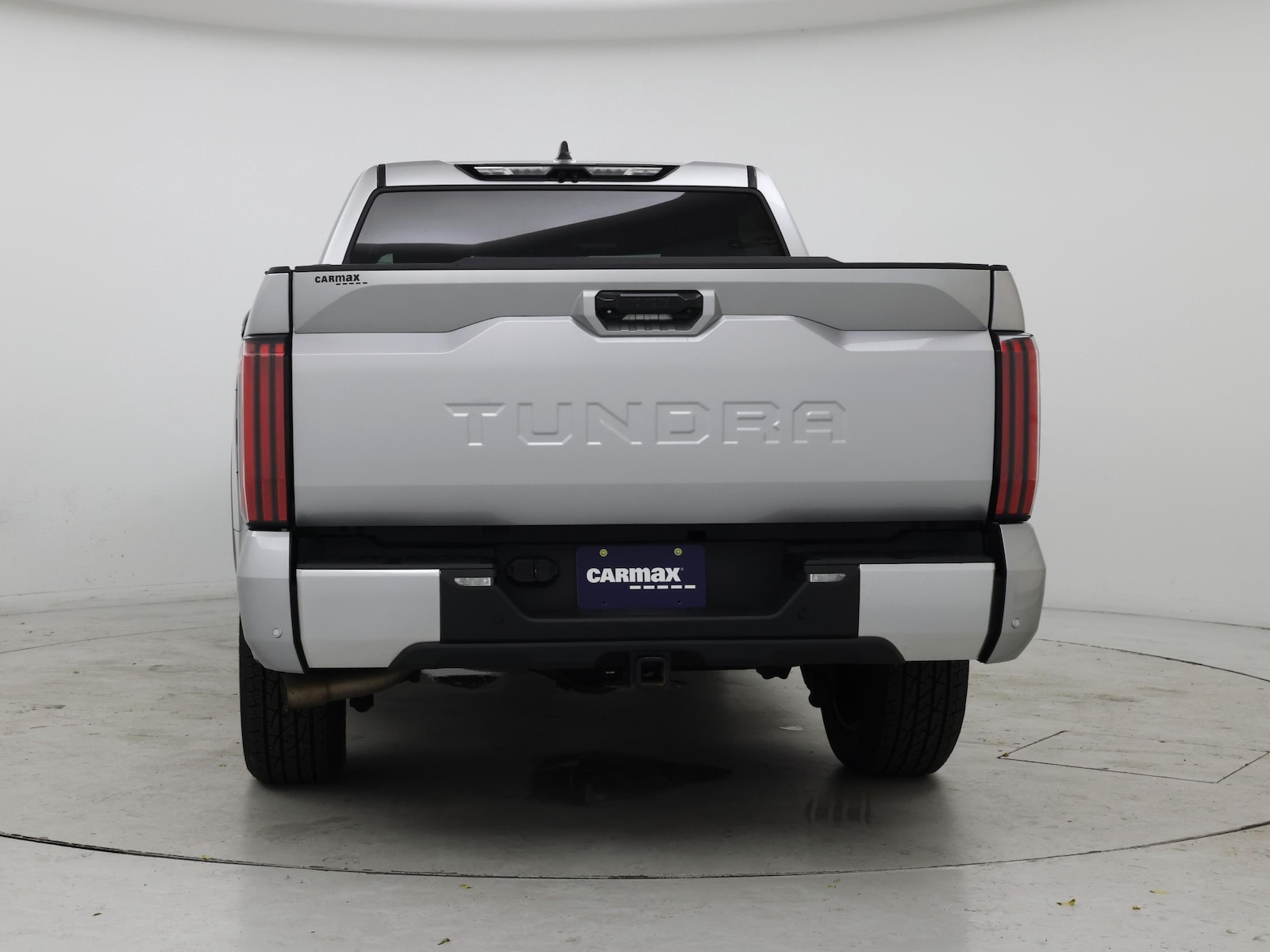 2025 Toyota Tundra Limited - Photo 7