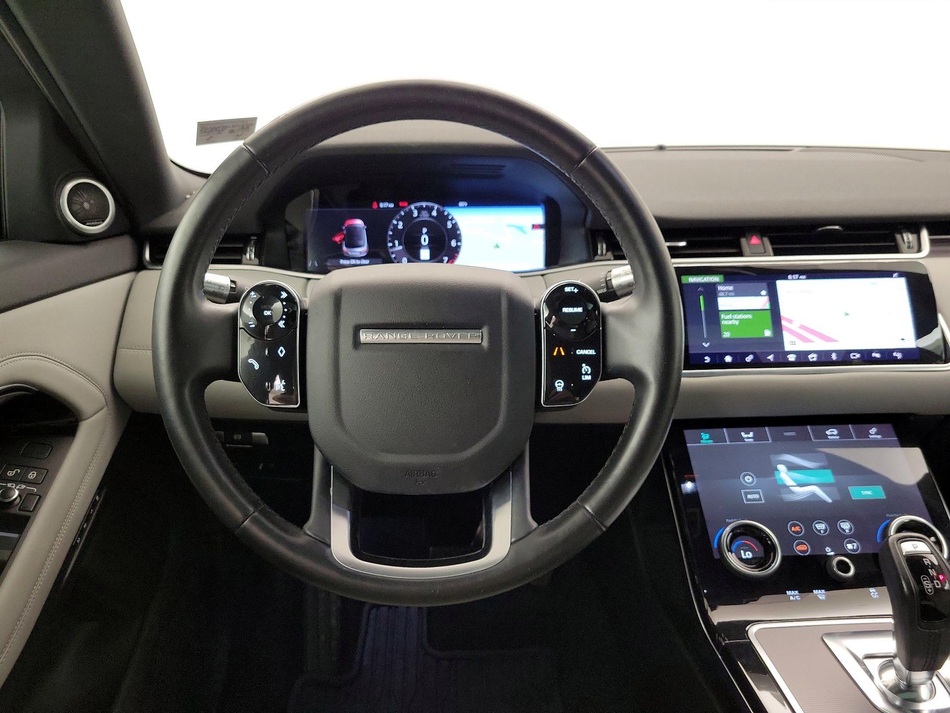 Thumbnail: 2020 Land Rover Range Rover Evoque - 10