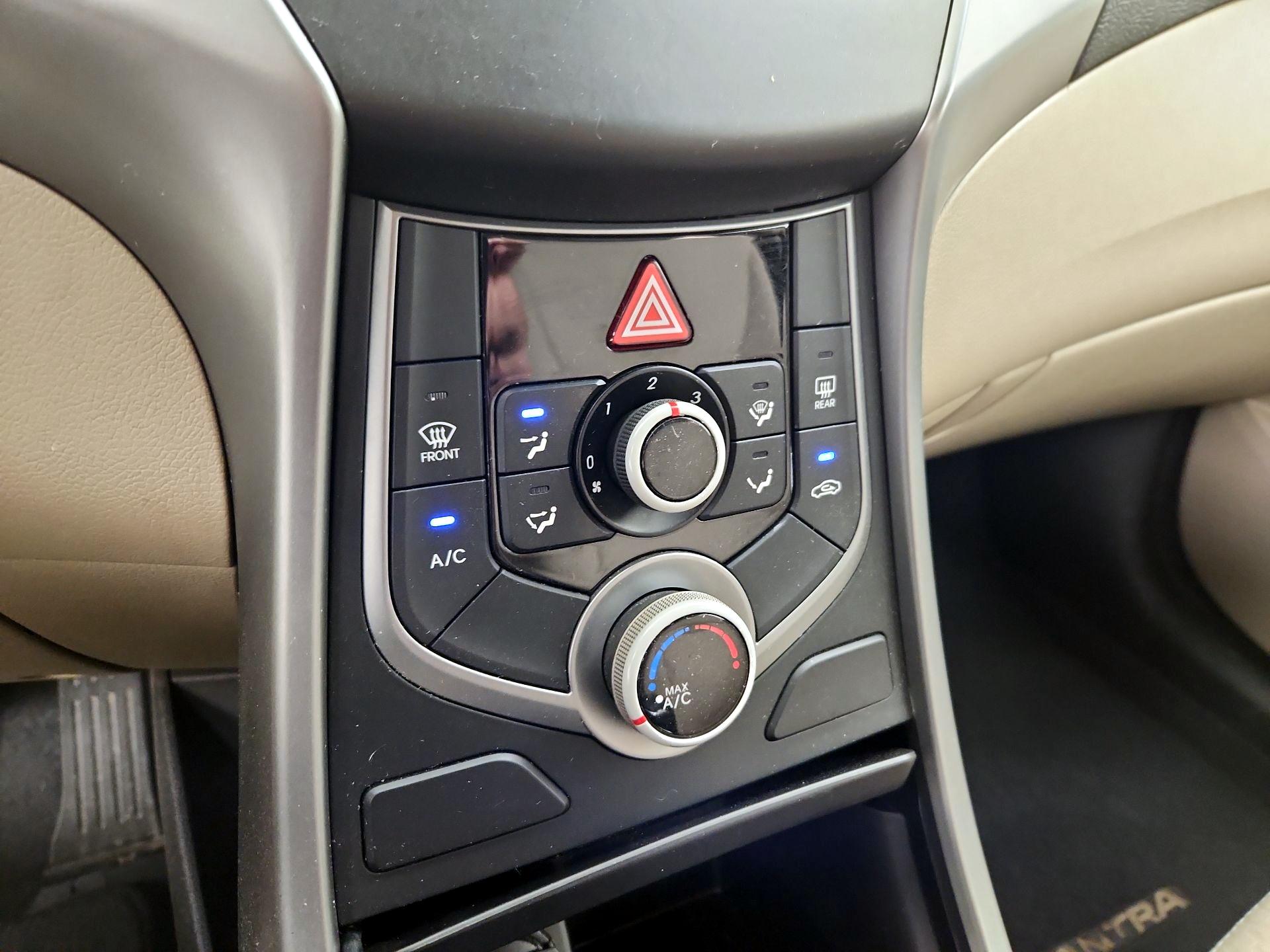Thumbnail: 2016 Hyundai Elantra - 15