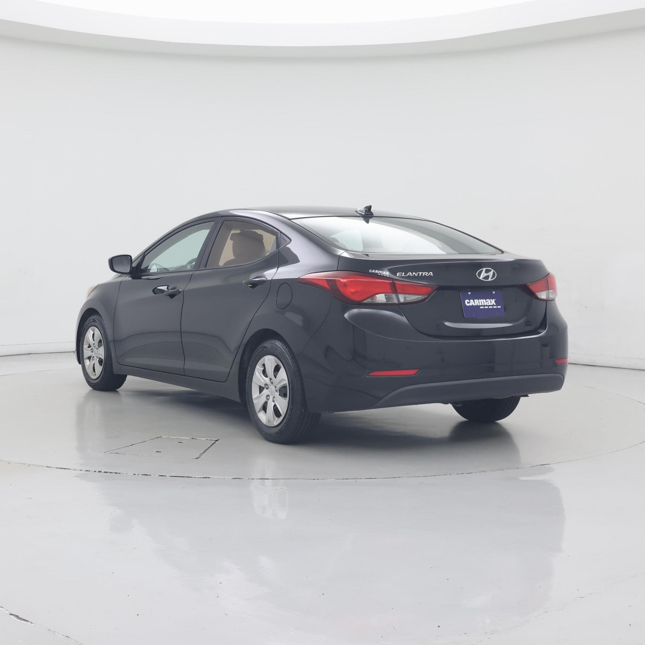 Thumbnail: 2016 Hyundai Elantra - 2