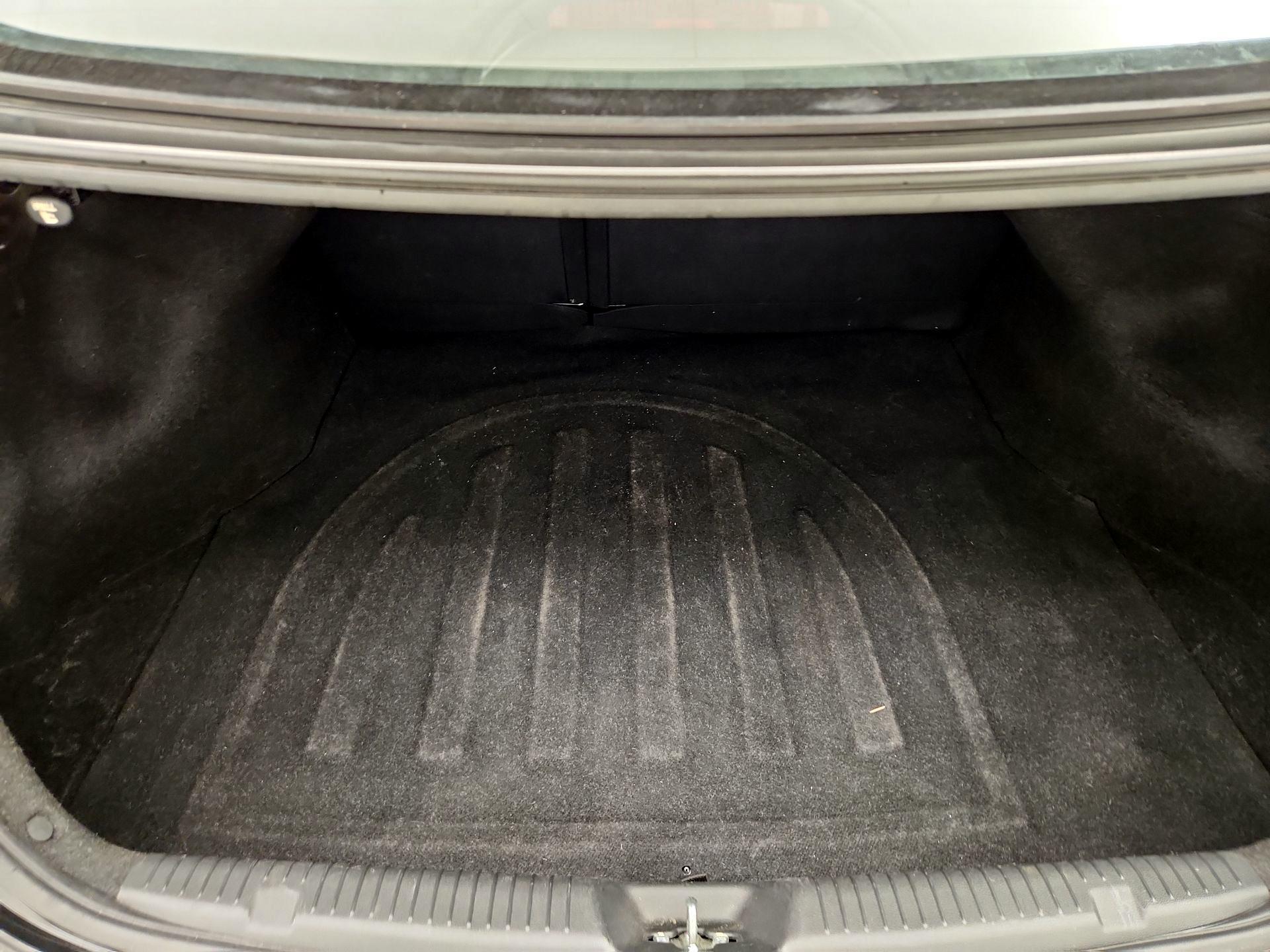 Thumbnail: 2016 Hyundai Elantra - 19
