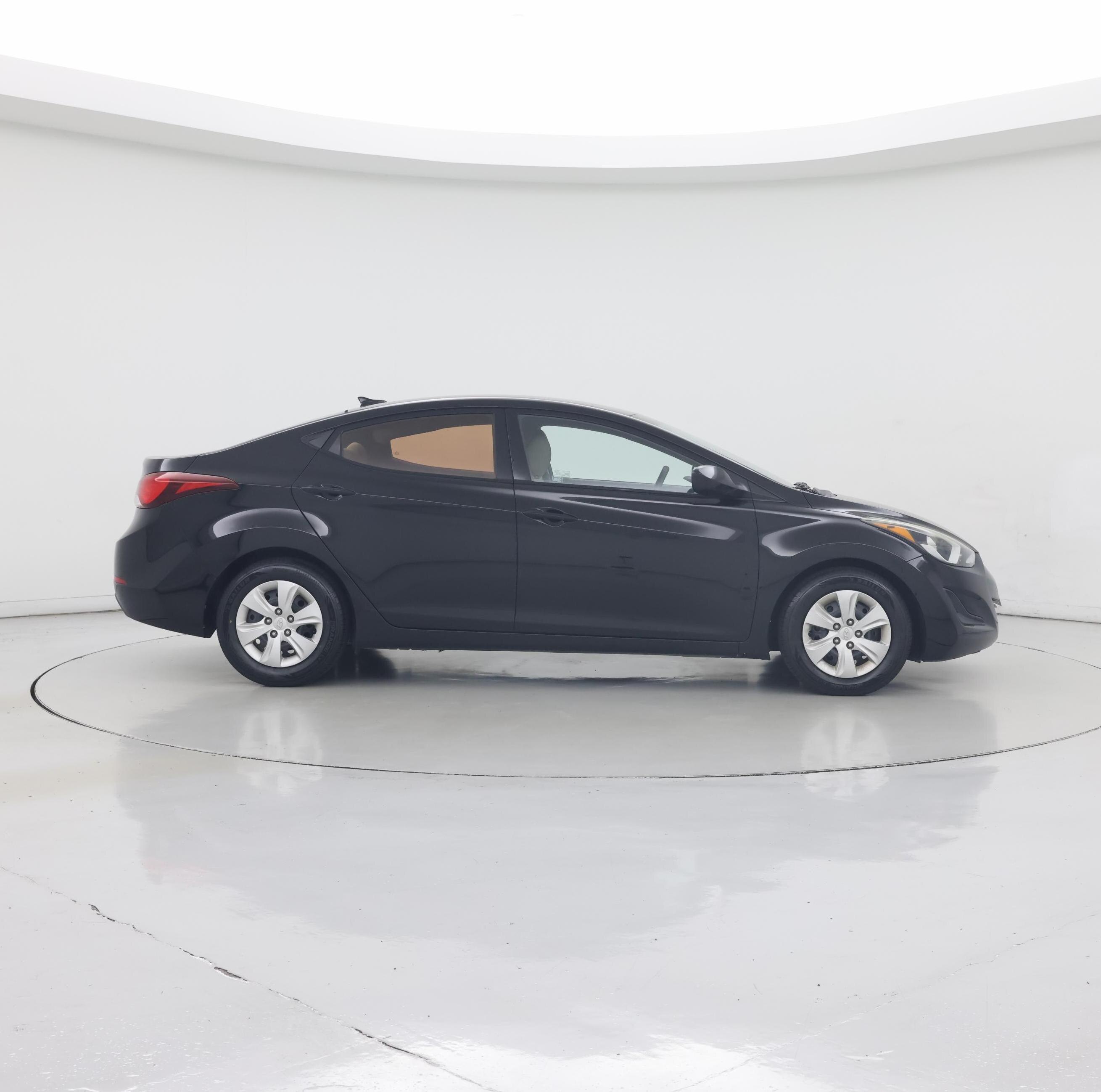 Thumbnail: 2016 Hyundai Elantra - 7