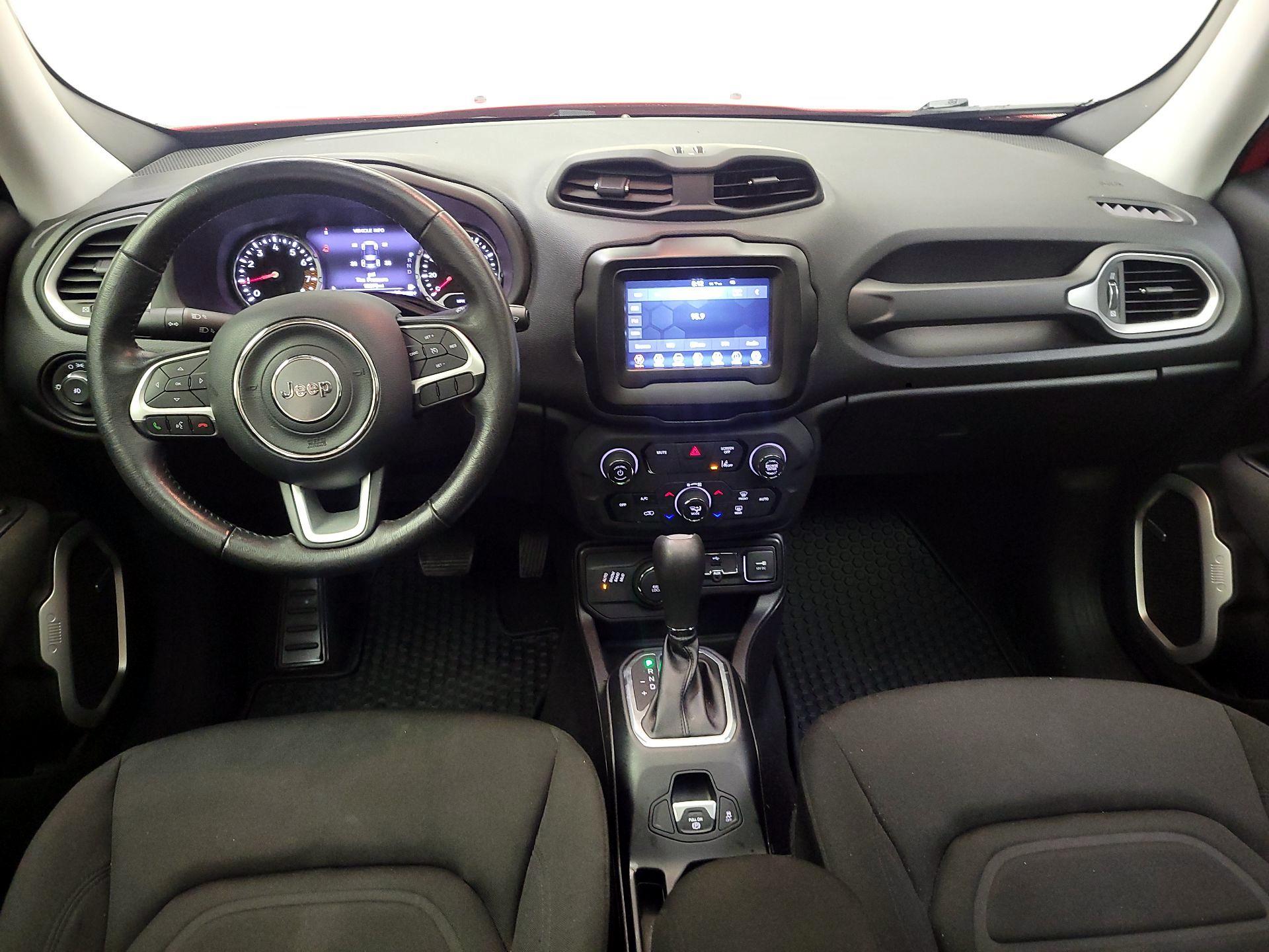 Thumbnail: 2021 Jeep Renegade - 9