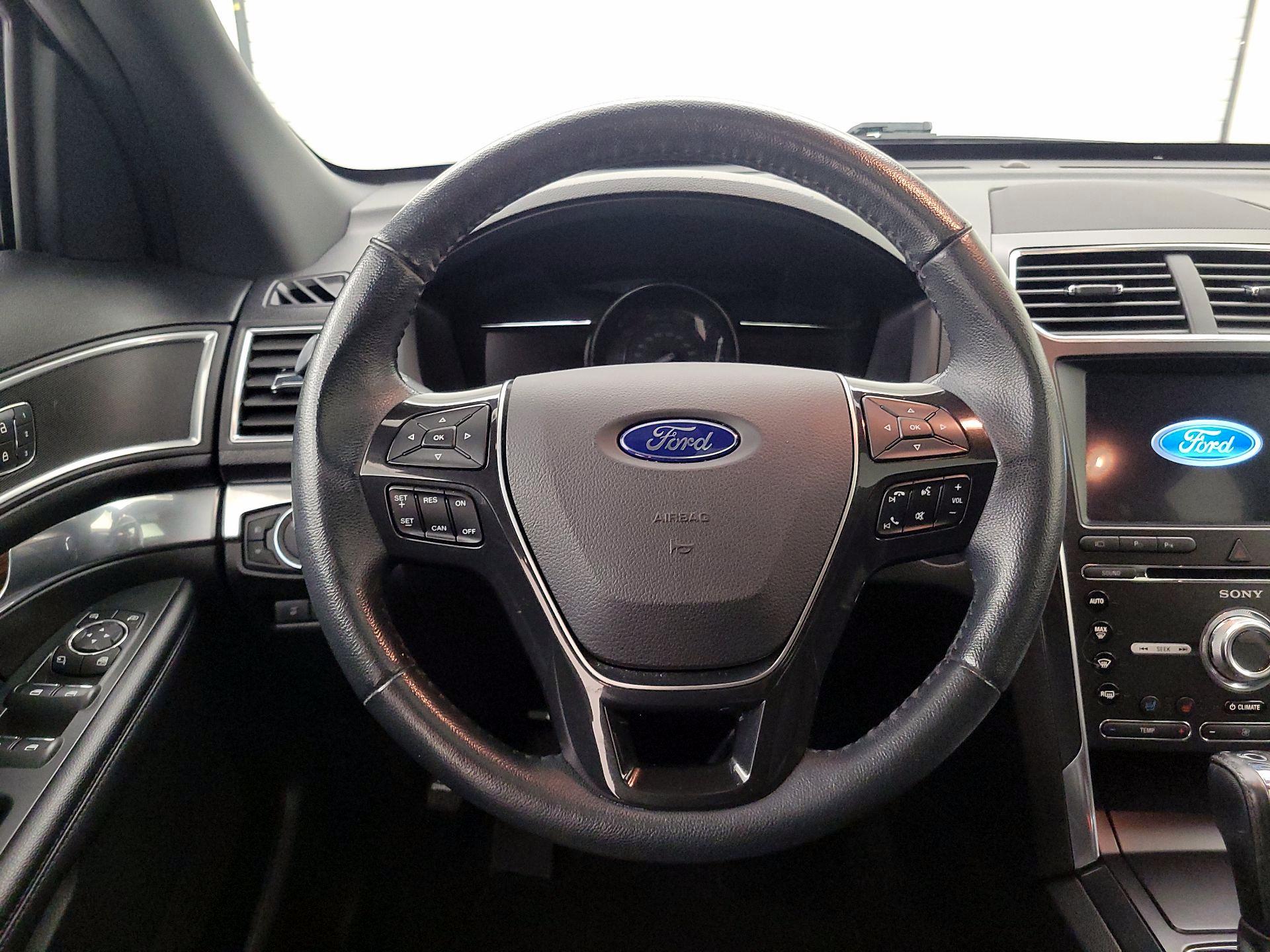 Thumbnail: 2017 Ford Explorer - 10