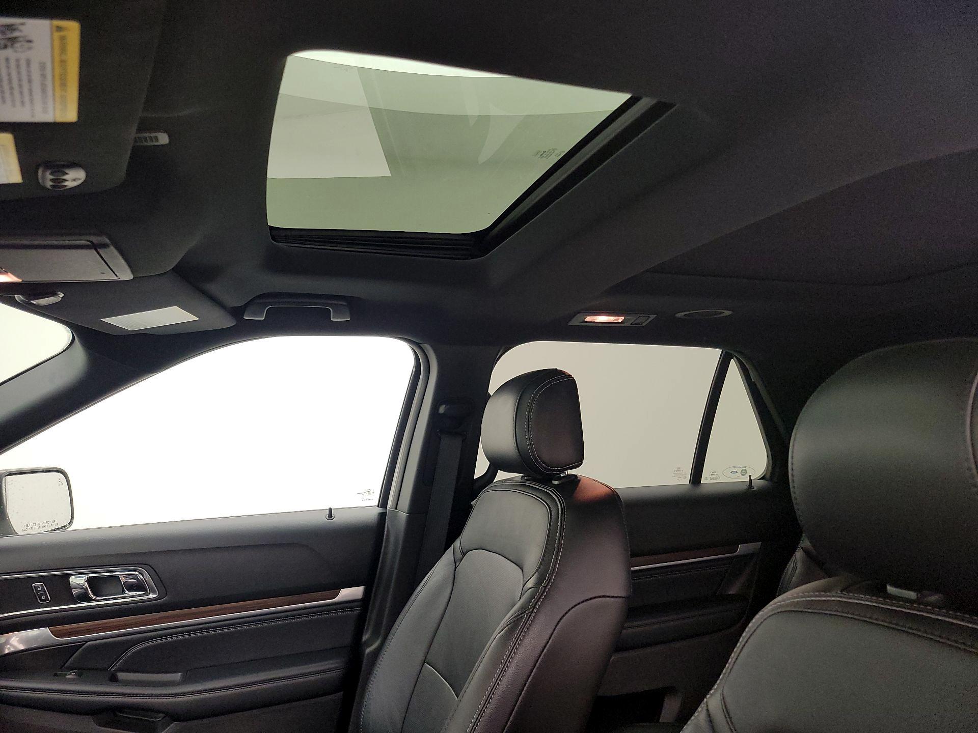 Thumbnail: 2017 Ford Explorer - 20