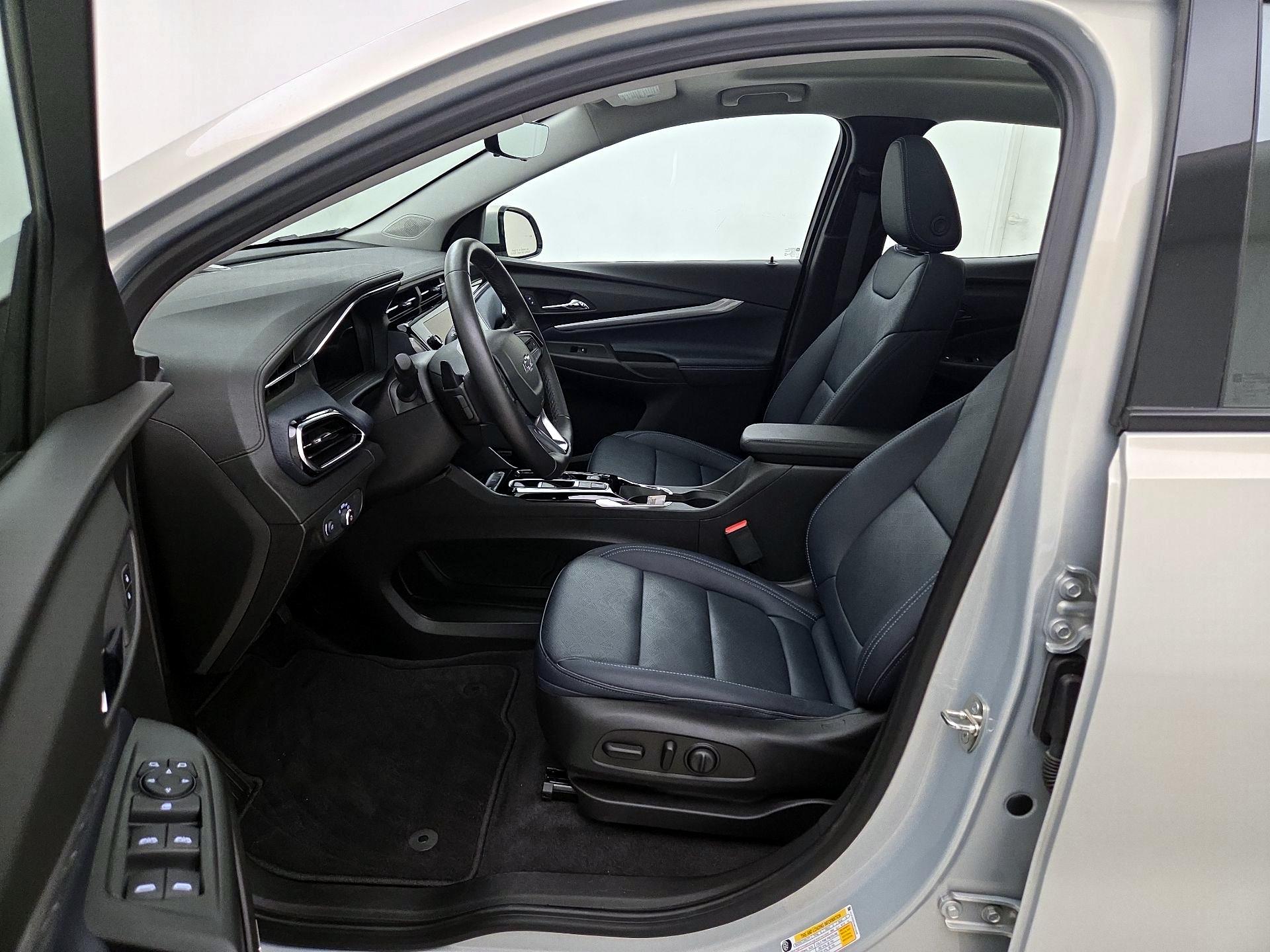 Thumbnail: 2022 Chevrolet Bolt EUV - 11