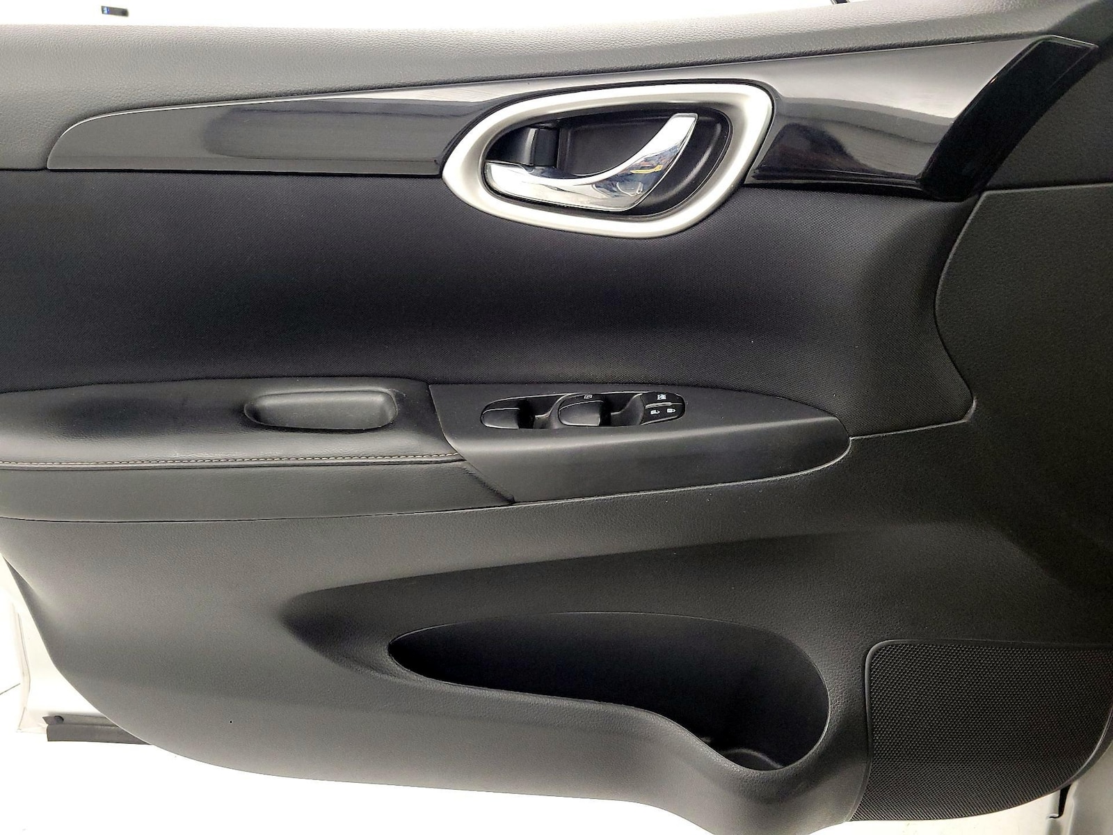 2017 Nissan Sentra SV - Photo 13