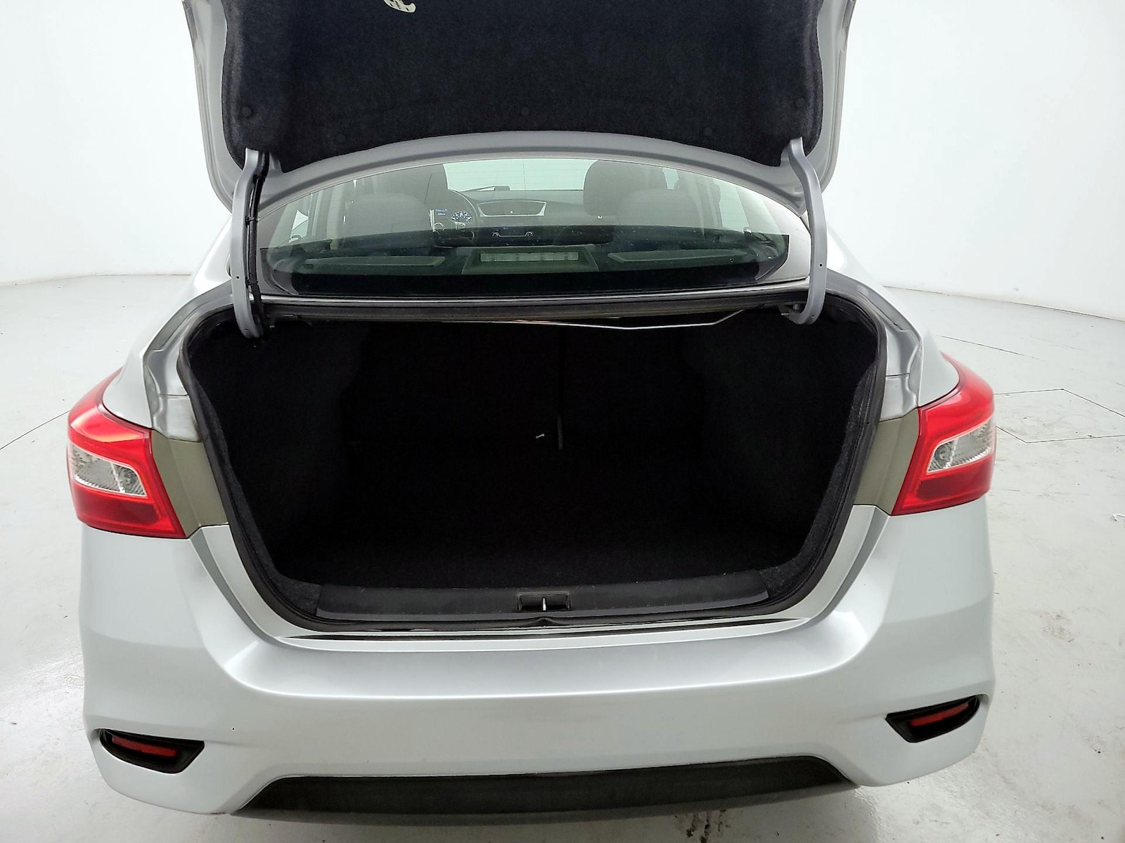 2017 Nissan Sentra SV - Photo 21