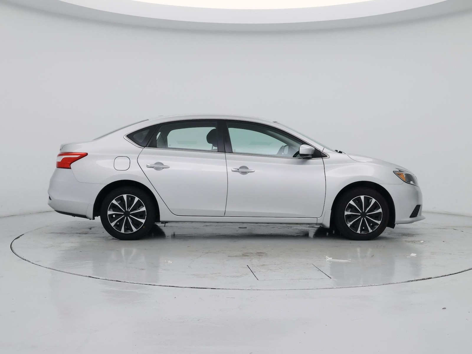 2017 Nissan Sentra SV - Photo 8