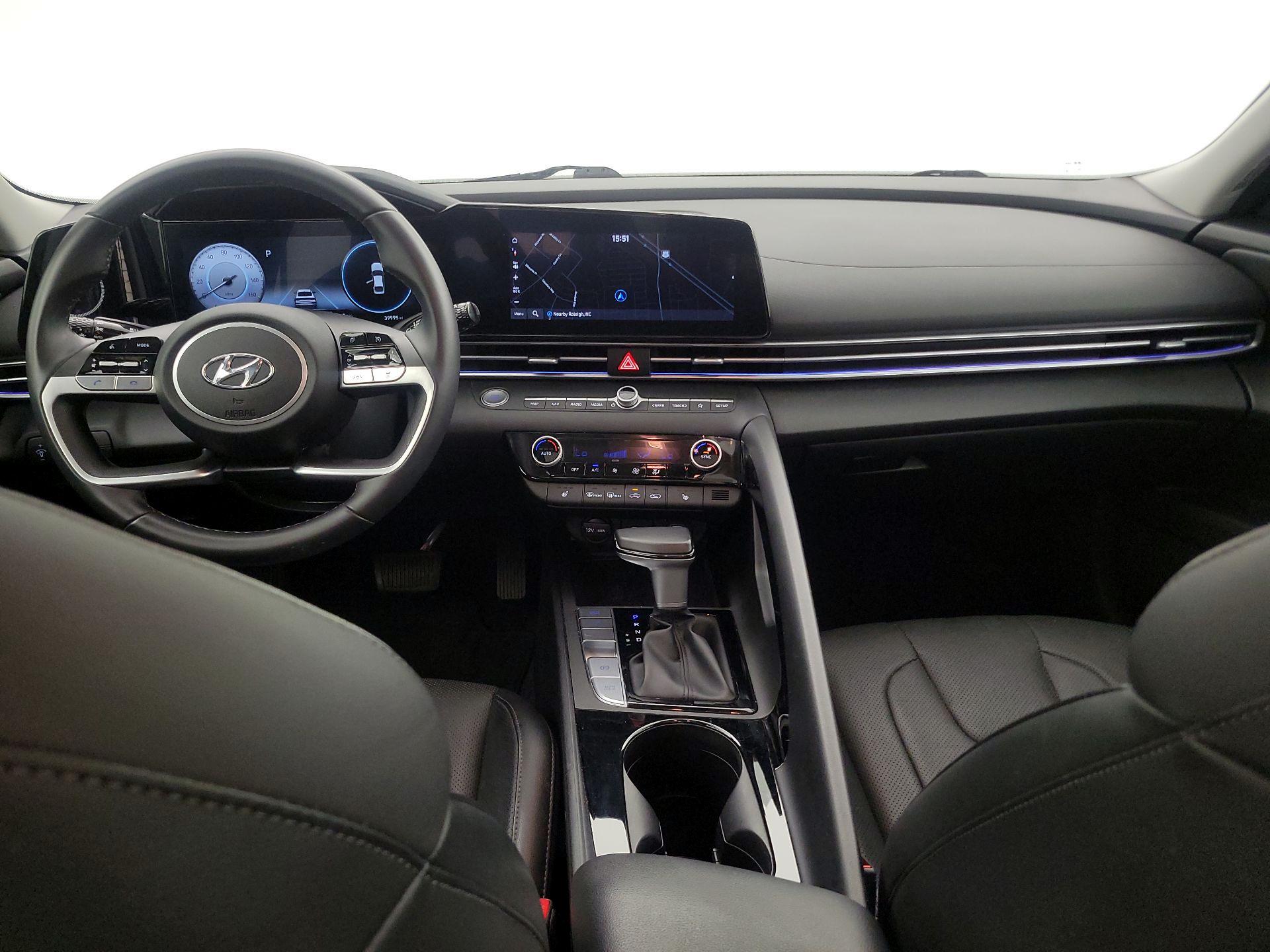 Thumbnail: 2023 Hyundai Elantra - 9