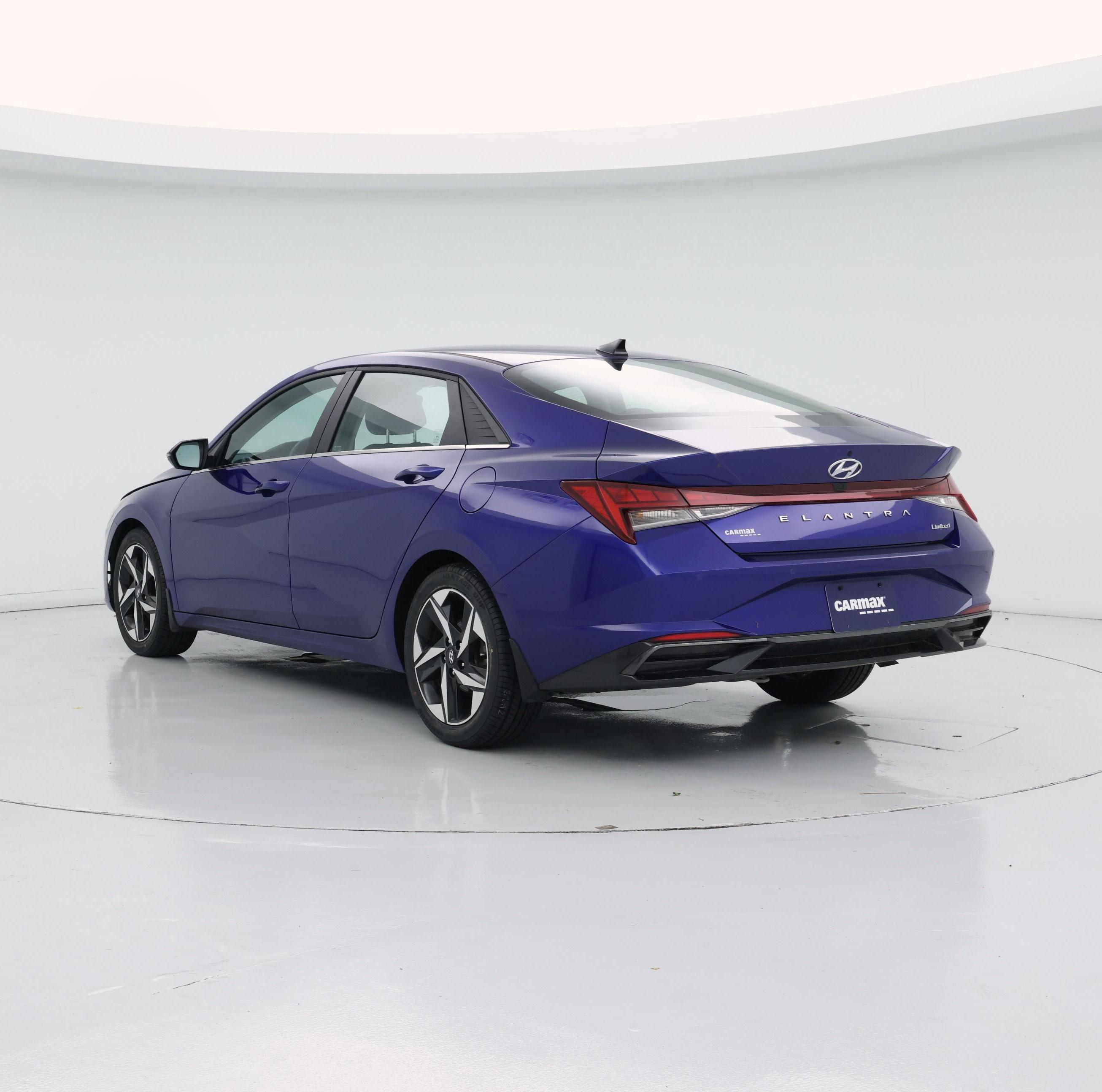 Thumbnail: 2023 Hyundai Elantra - 2
