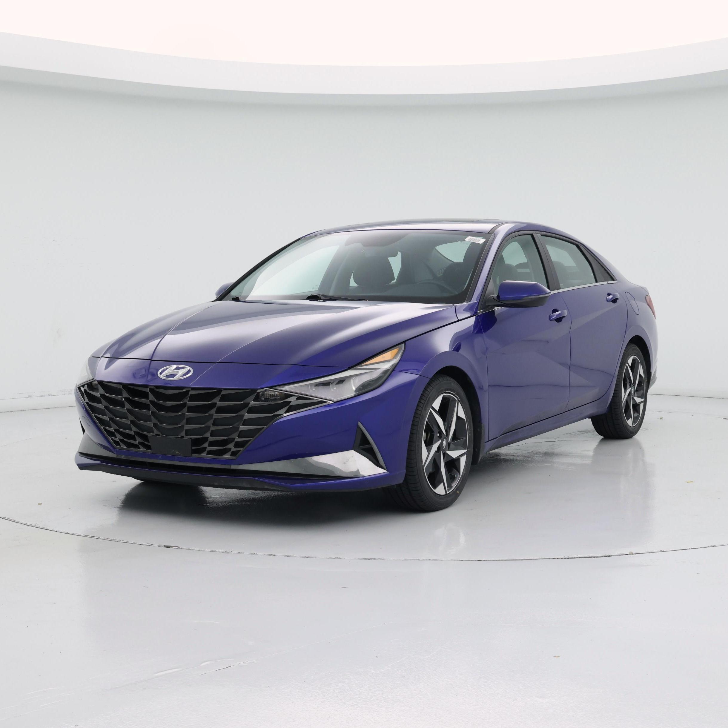Thumbnail: 2023 Hyundai Elantra - 4