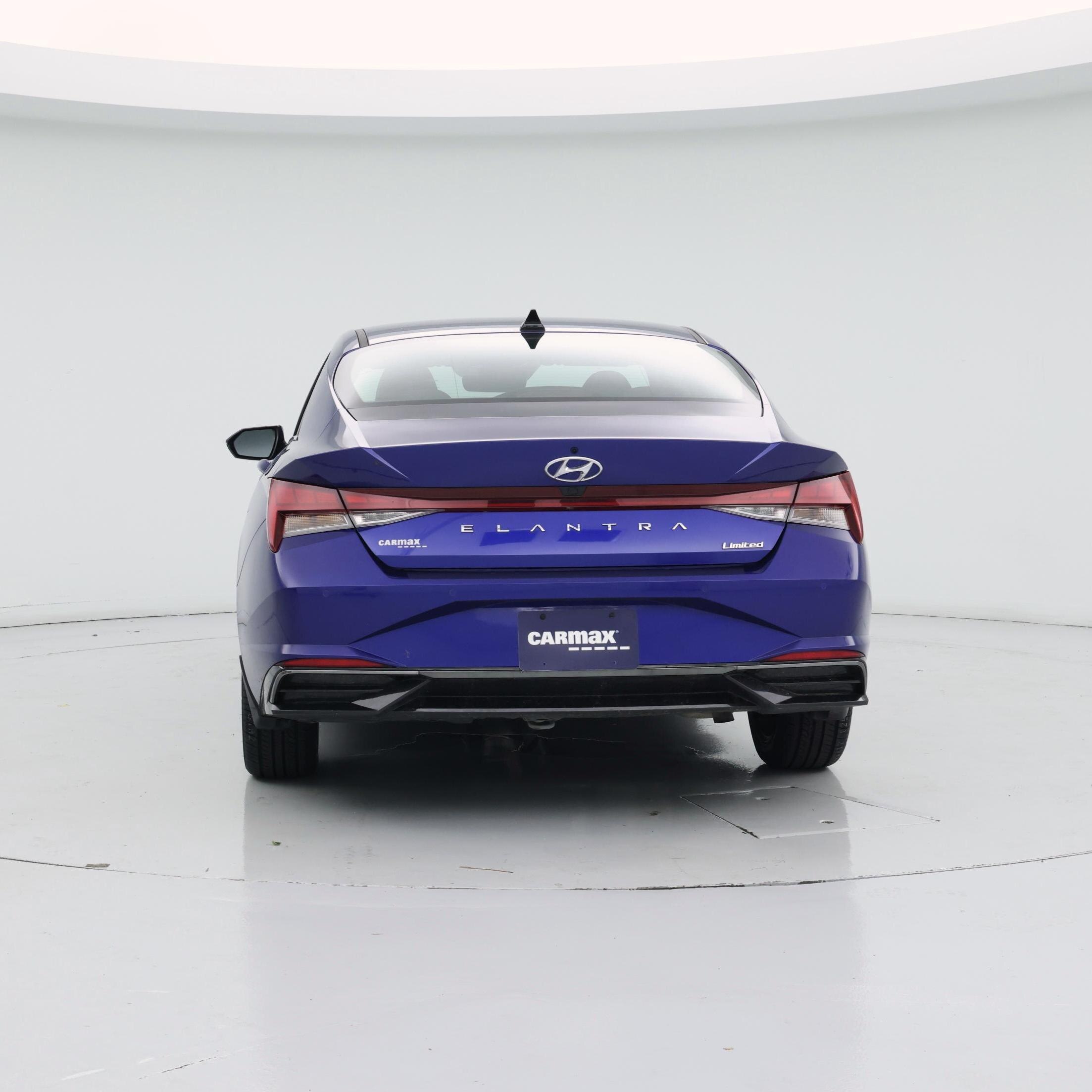 Thumbnail: 2023 Hyundai Elantra - 6