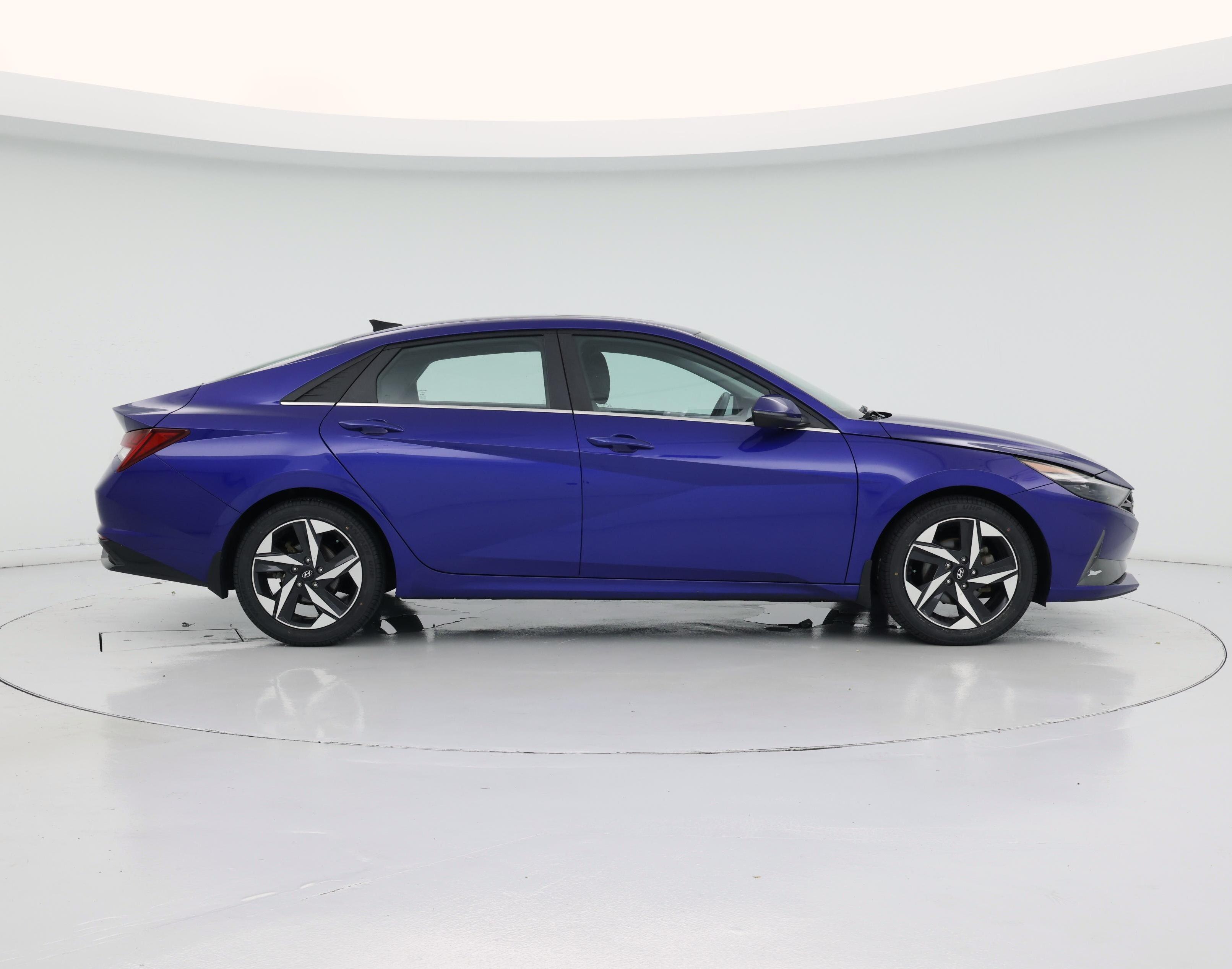 Thumbnail: 2023 Hyundai Elantra - 7