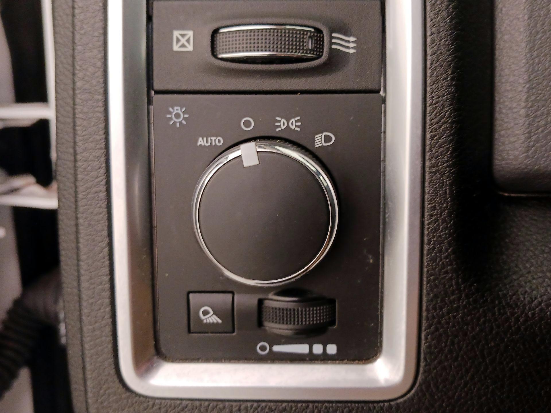 Thumbnail: 2020 RAM 1500 Classic - 13