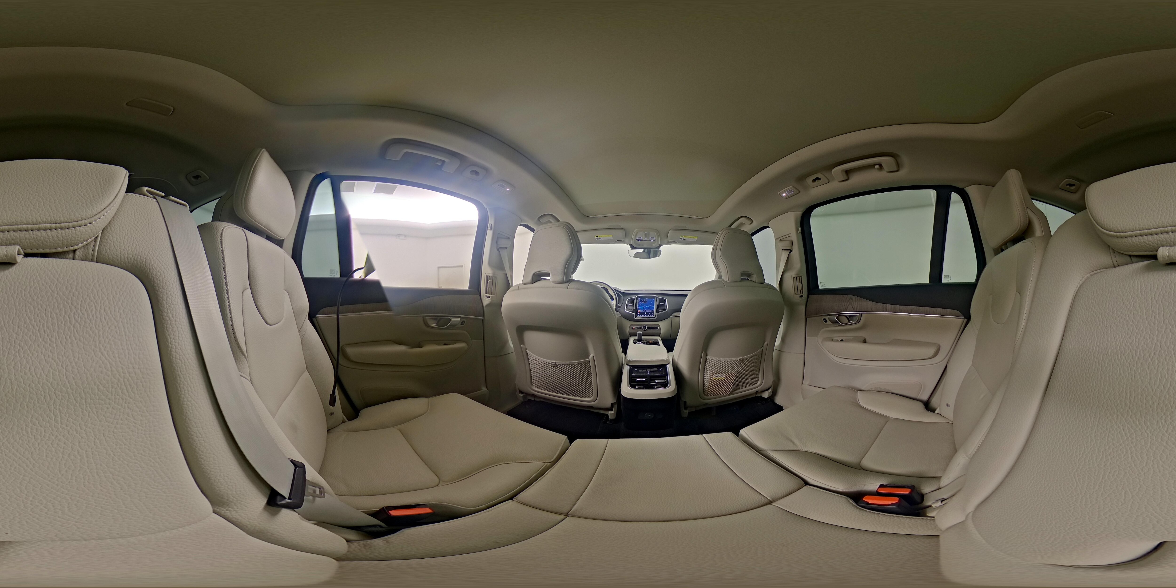 2024 Volvo XC90 Plus - Photo 27