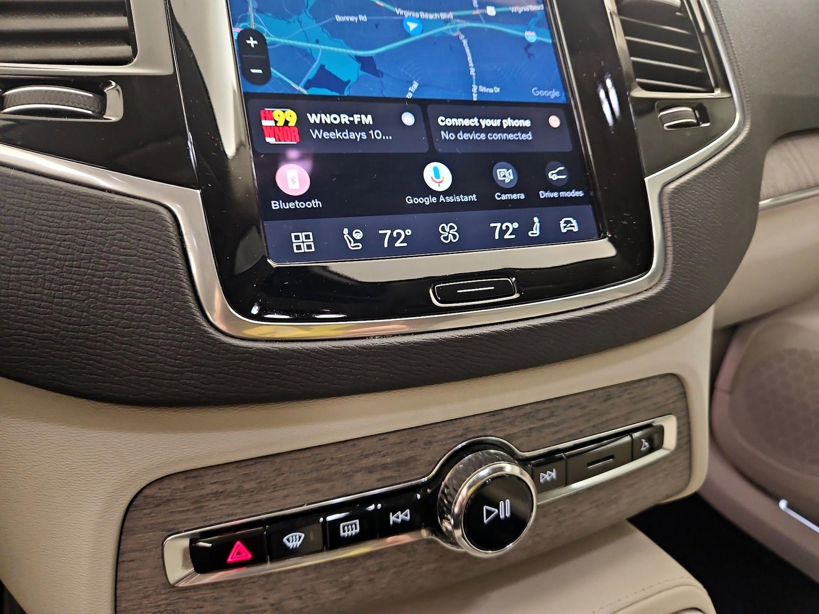 2024 Volvo XC90 Plus - Photo 17