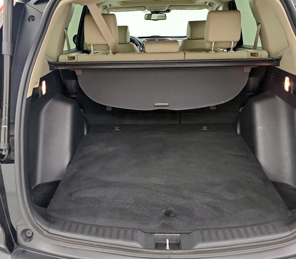 Trunk/Cargo (Seats Up)