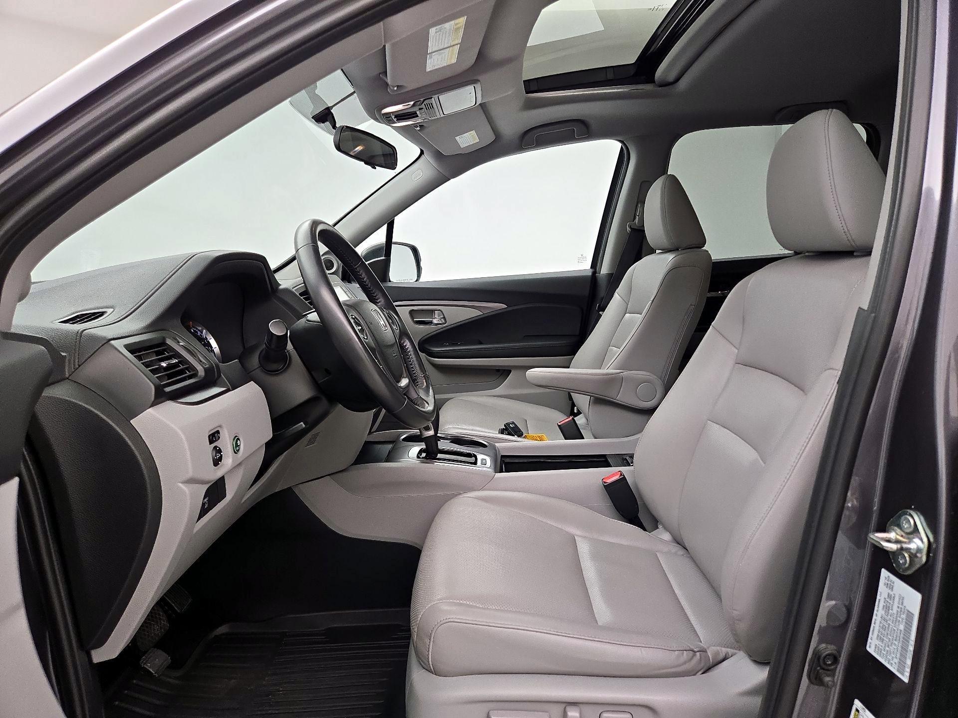 Thumbnail: 2019 Honda Ridgeline - 11