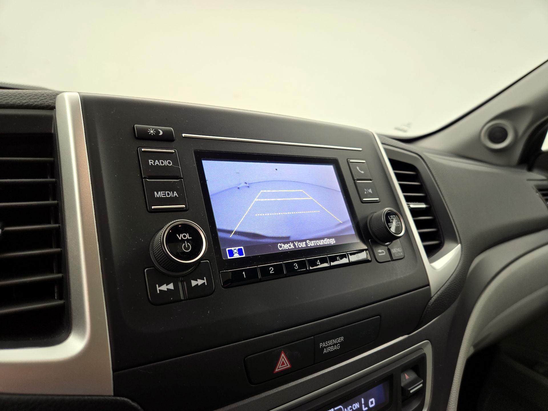 Thumbnail: 2019 Honda Ridgeline - 14
