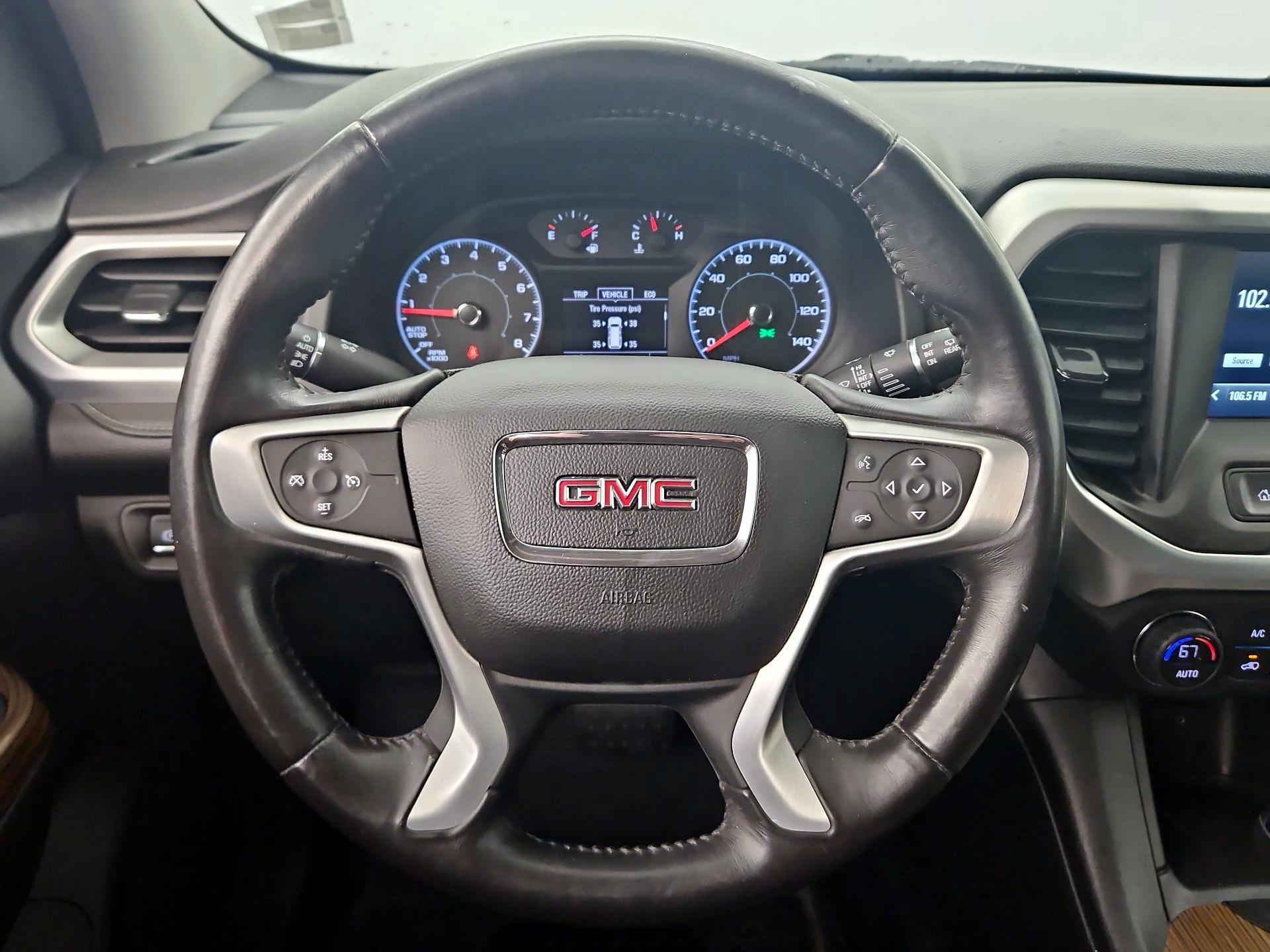 Thumbnail: 2017 GMC Acadia - 10