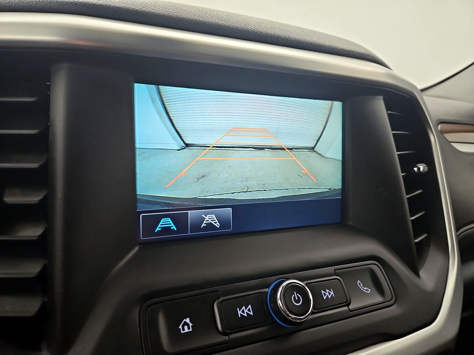 Thumbnail: 2017 GMC Acadia - 14