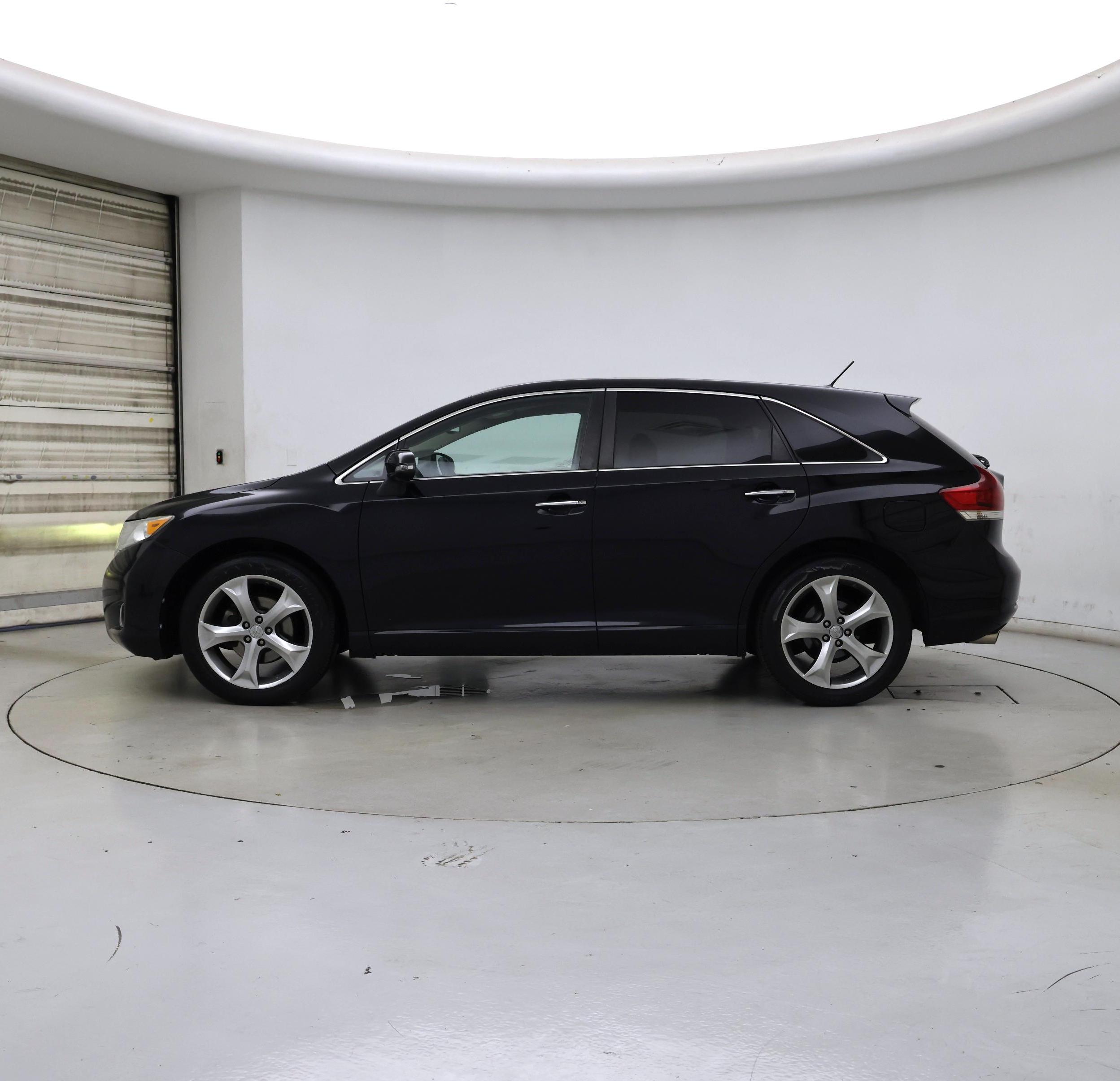 Thumbnail: 2015 Toyota Venza - 3