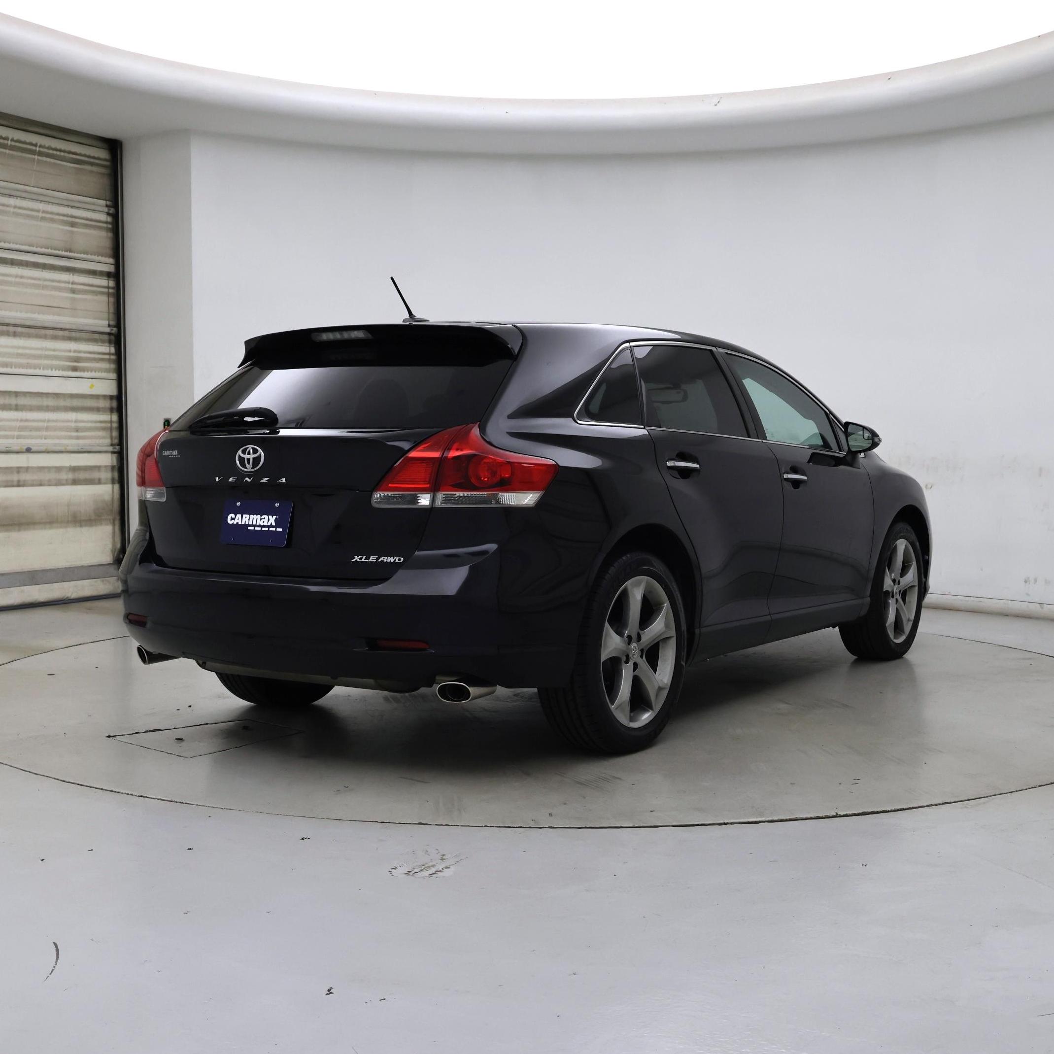 Thumbnail: 2015 Toyota Venza - 8