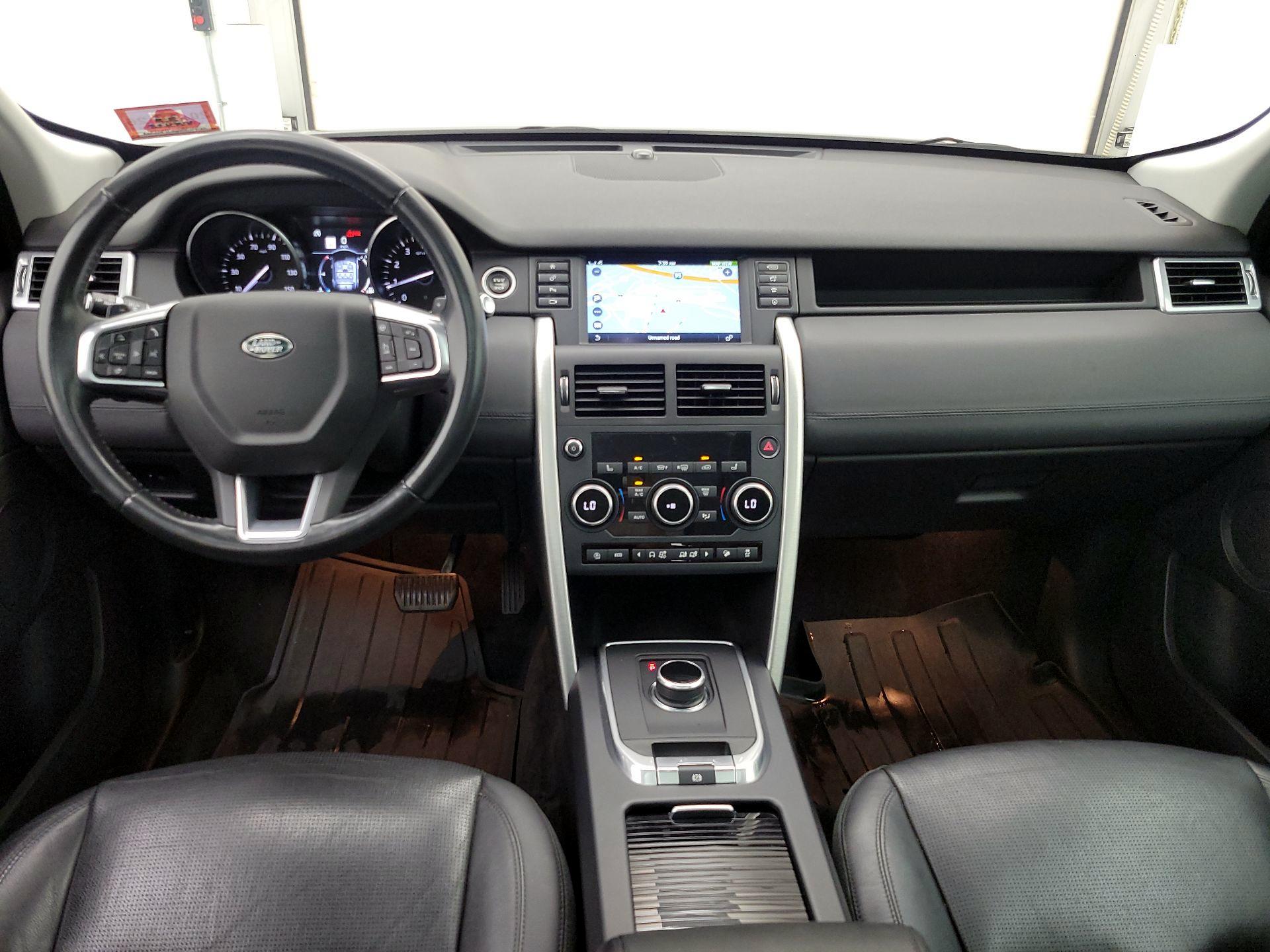 Thumbnail: 2018 Land Rover Discovery Sport - 9