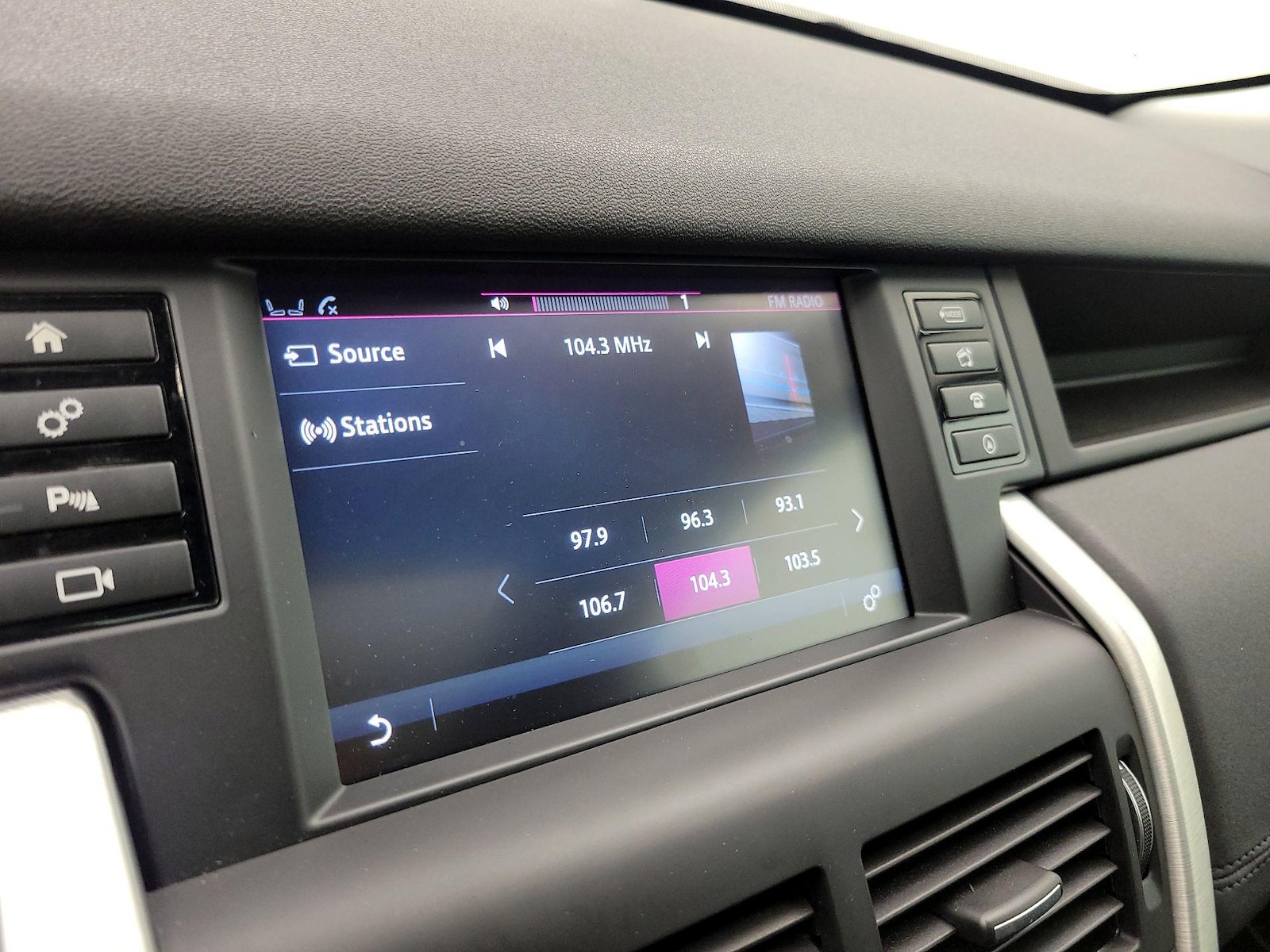 2018 Land Rover Discovery Sport HSE - Photo 17
