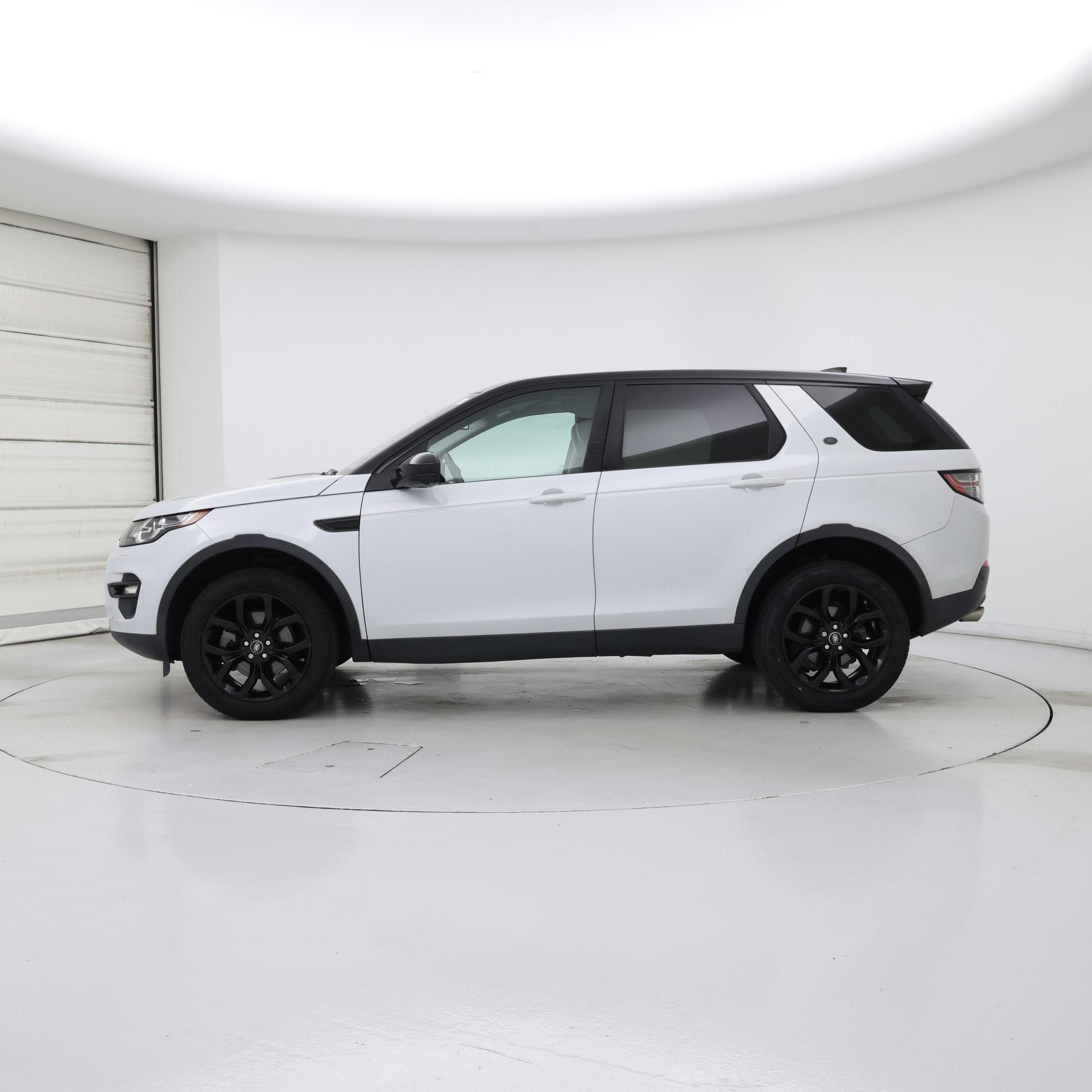 Thumbnail: 2018 Land Rover Discovery Sport - 3