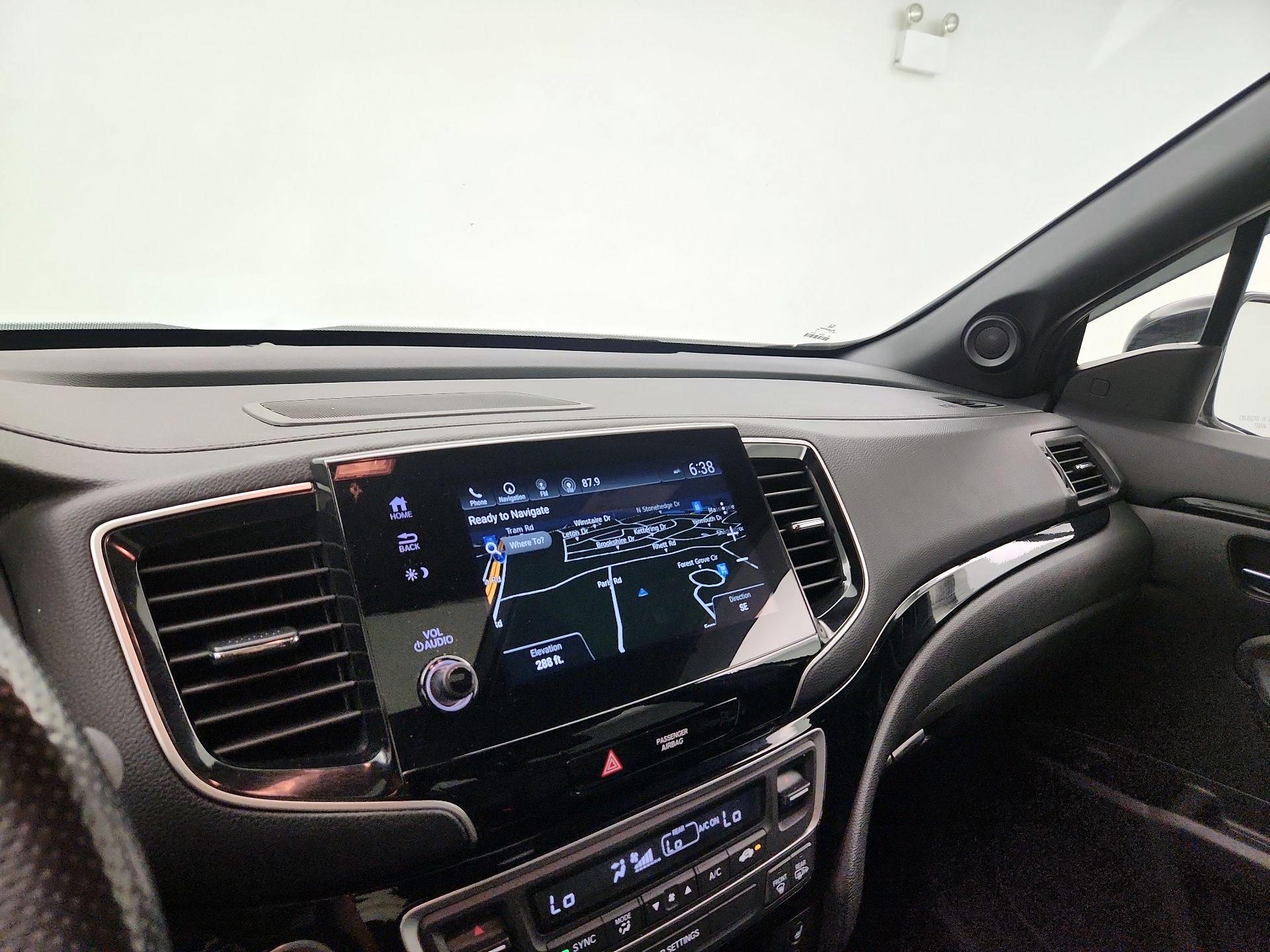 Thumbnail: 2019 Honda Passport - 14