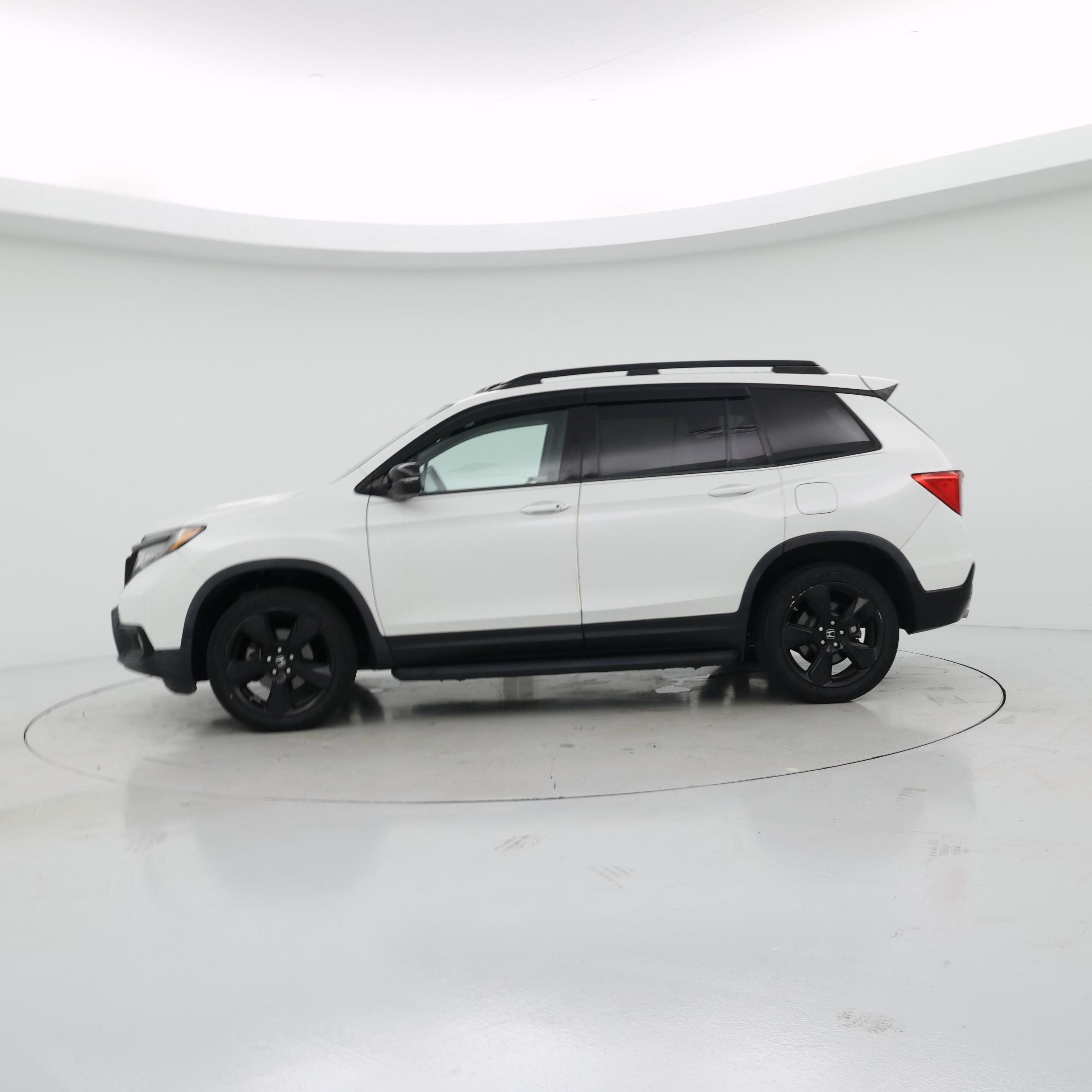 Thumbnail: 2019 Honda Passport - 3