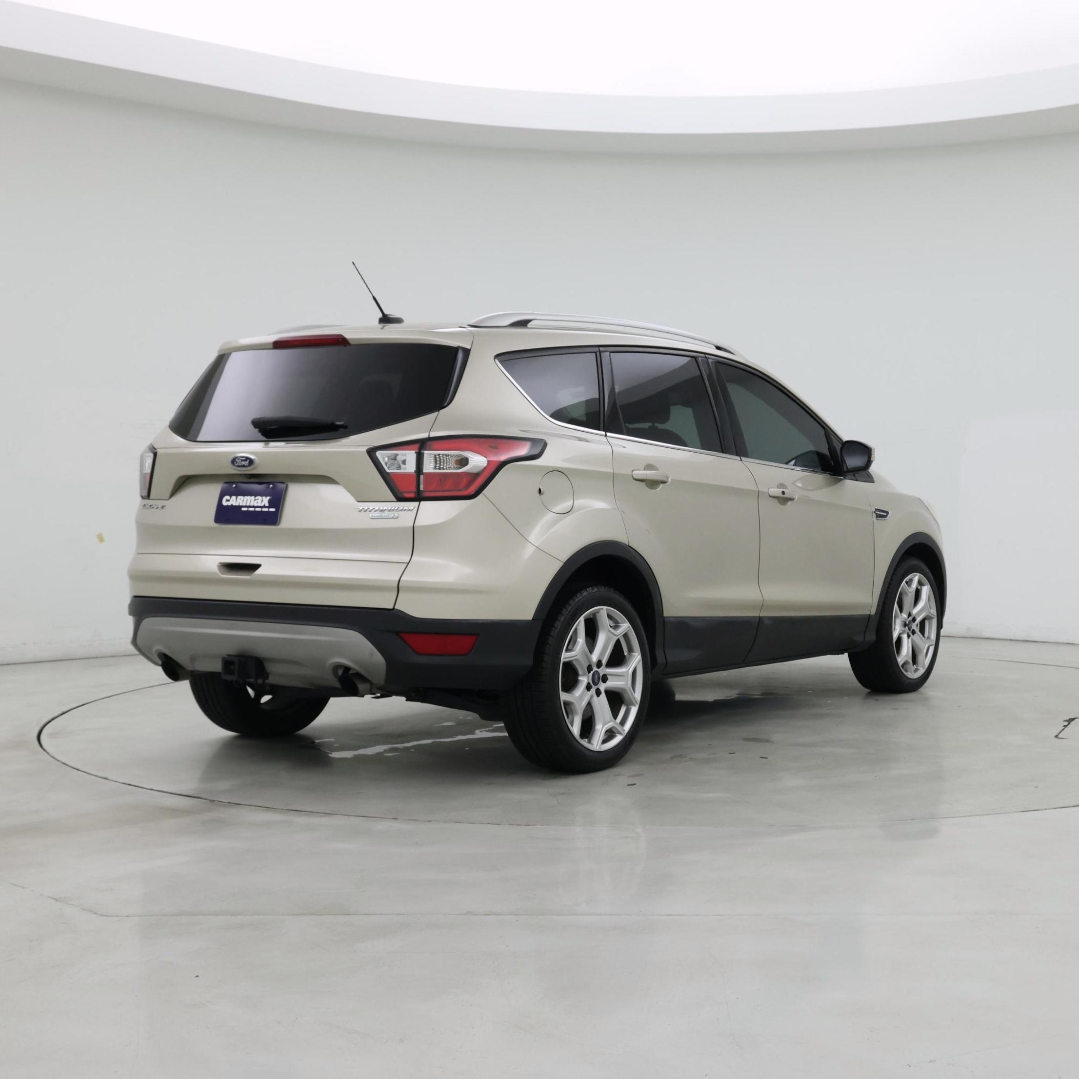 Thumbnail: 2017 Ford Escape - 8