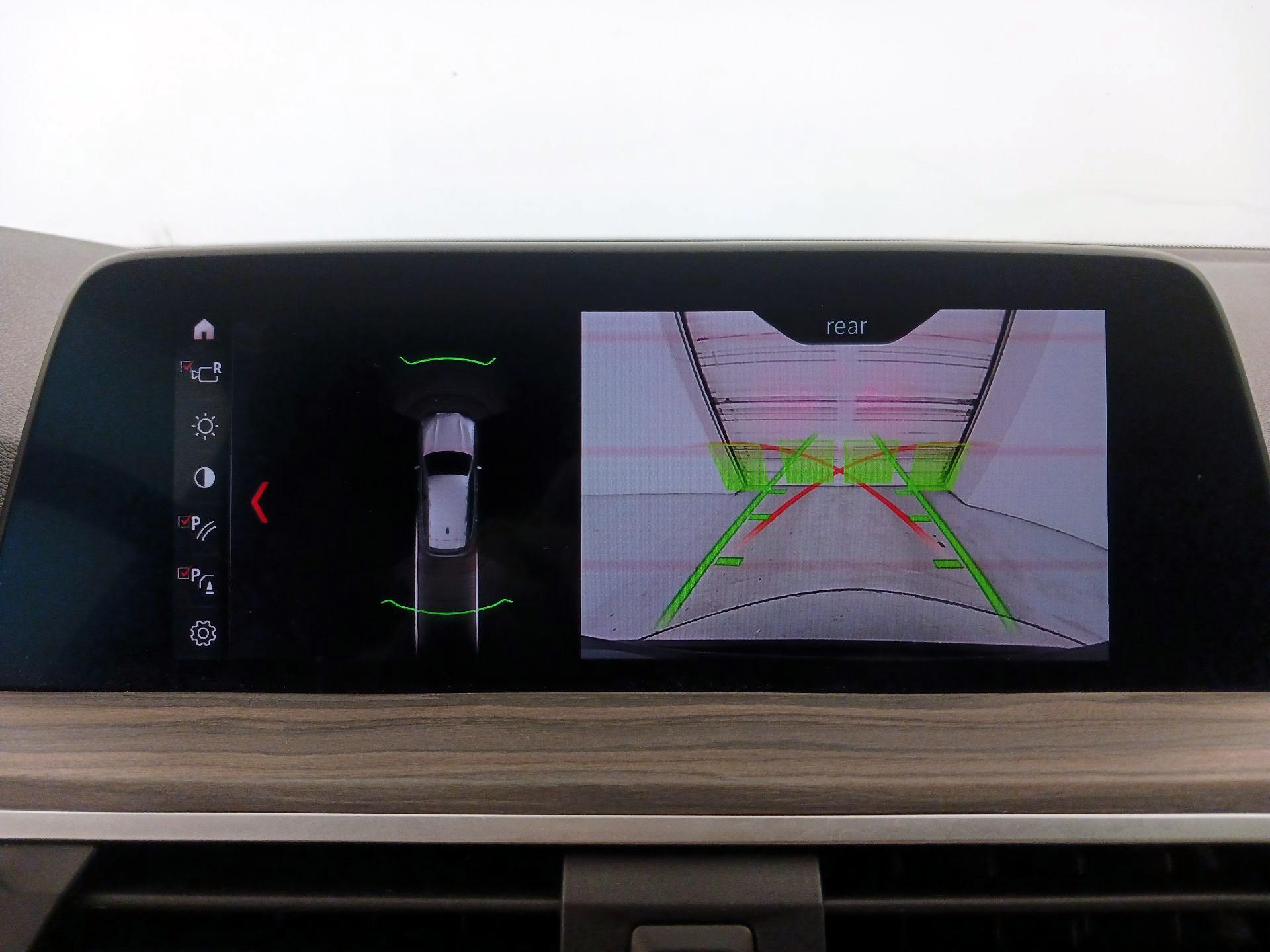 Thumbnail: 2021 BMW X3 - 15