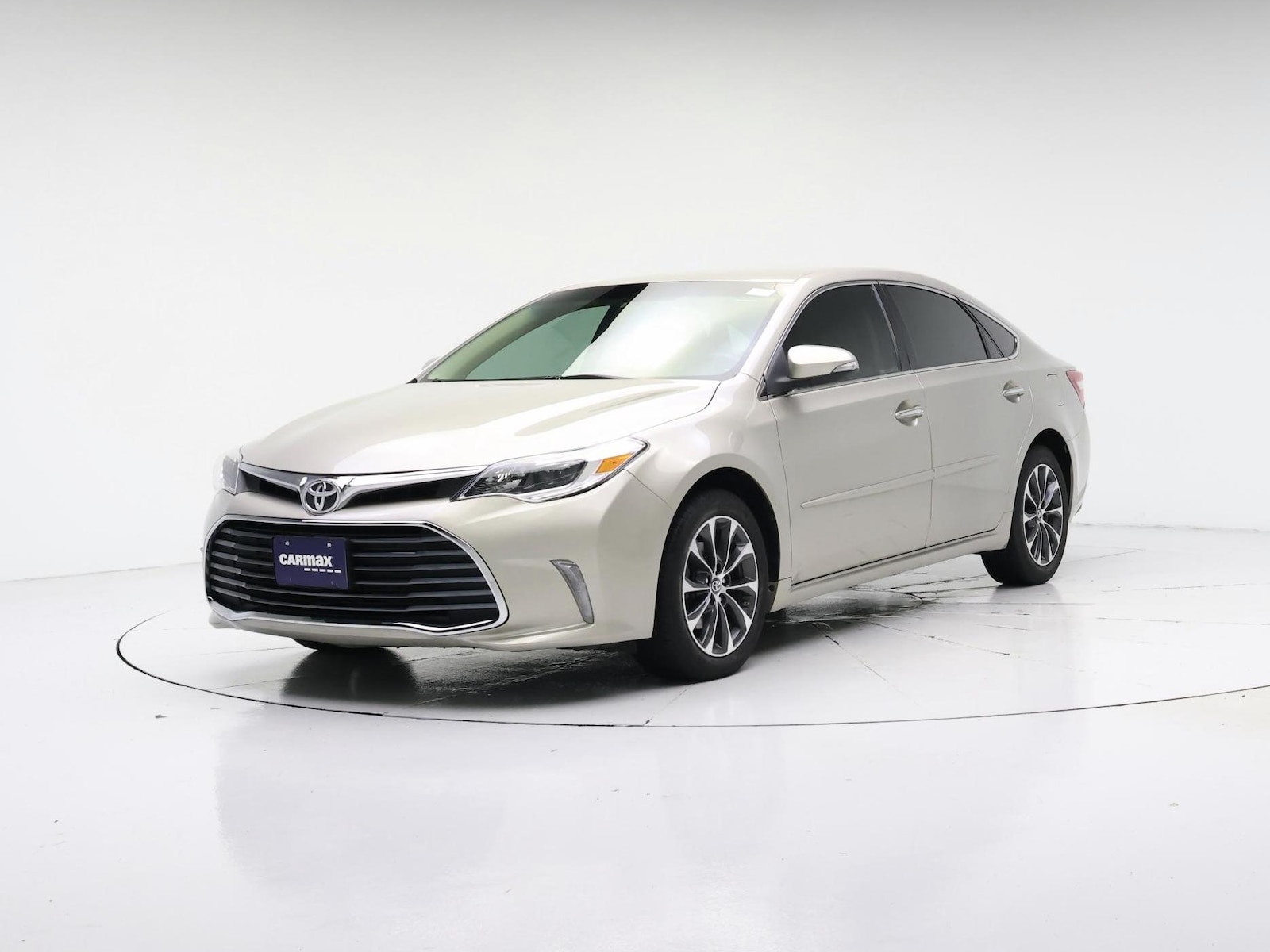 2016 Toyota Avalon XLE - Photo 9